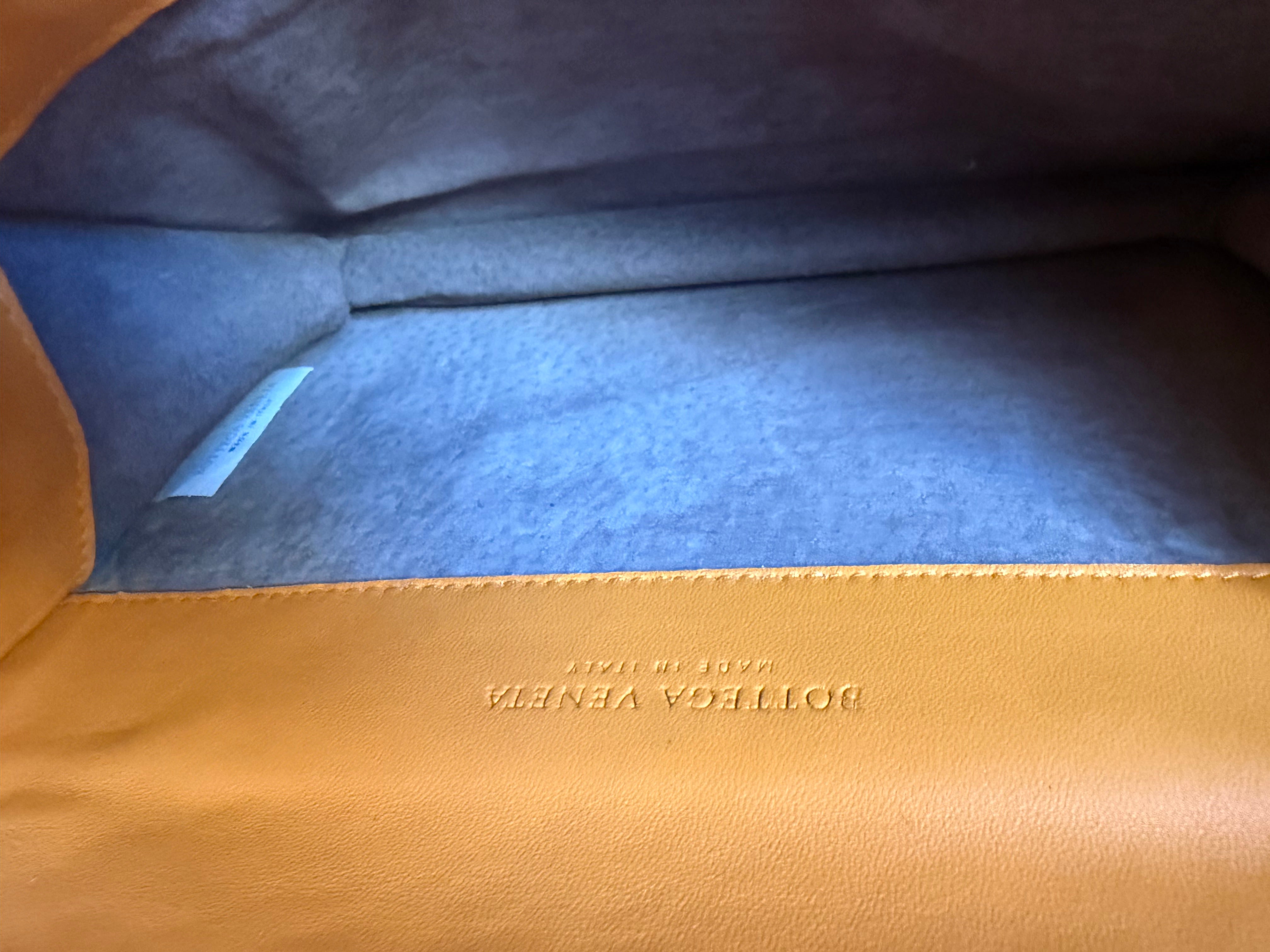 Bottega Veneta Intrecciato Duette Flap