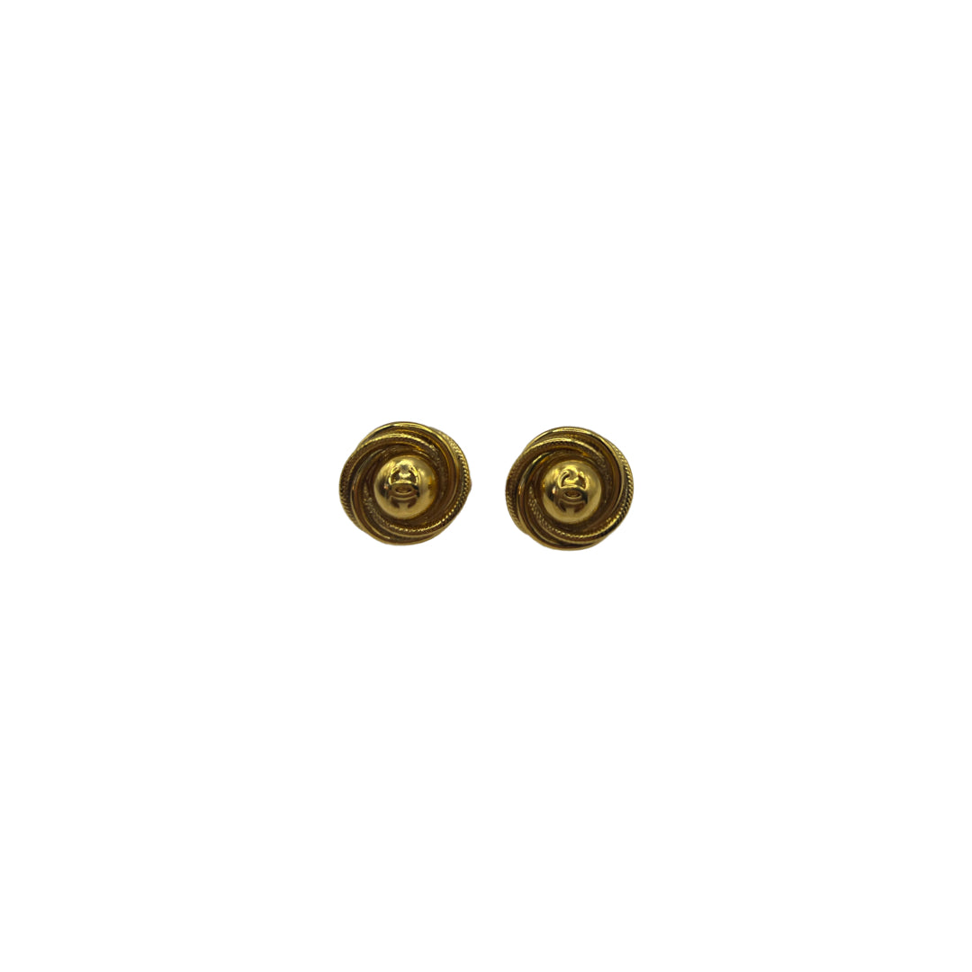 Chanel vintage Gold CC earrings