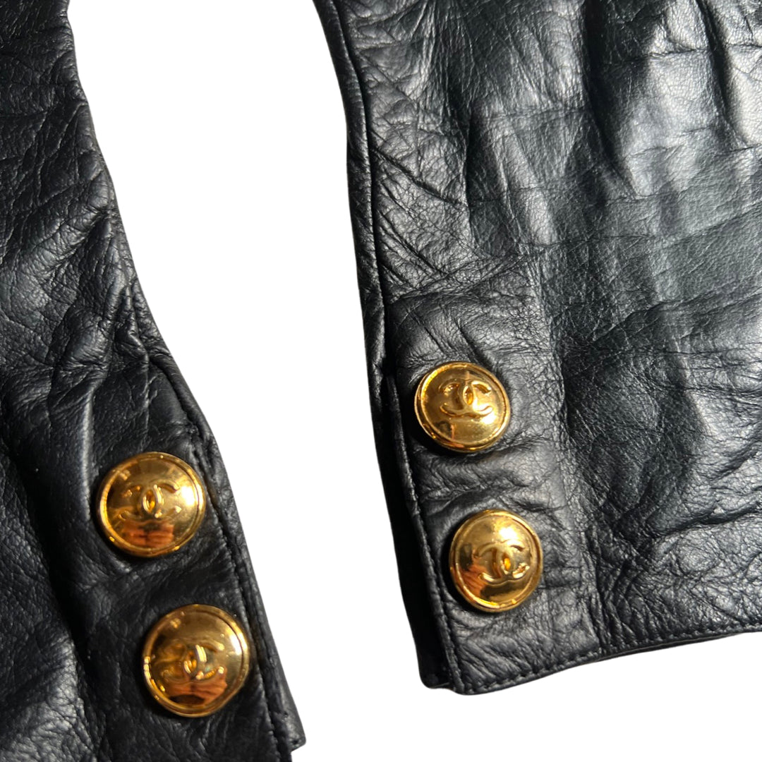 chanel CC button gloves