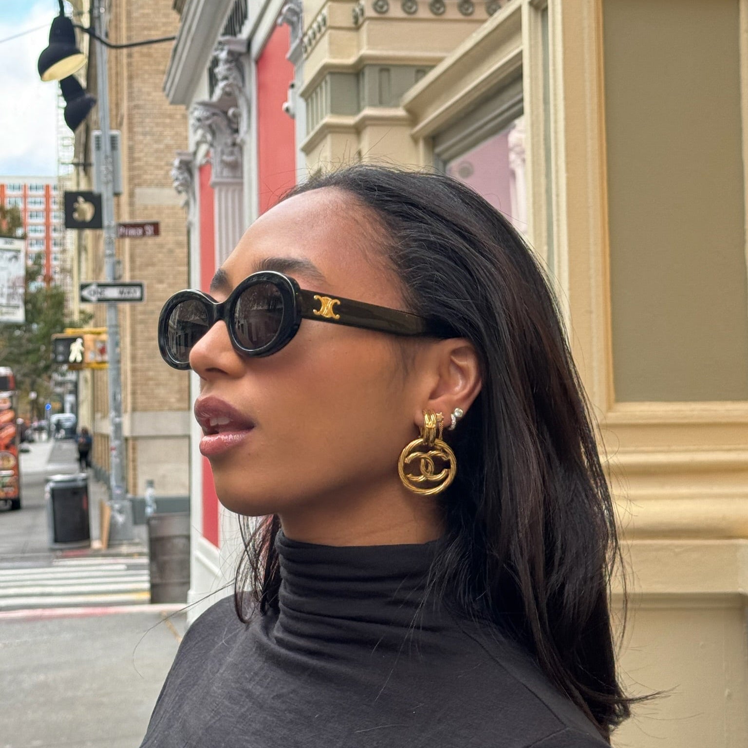 Chanel Vintage CC Gold Doorknocker earrings 90s gold plated