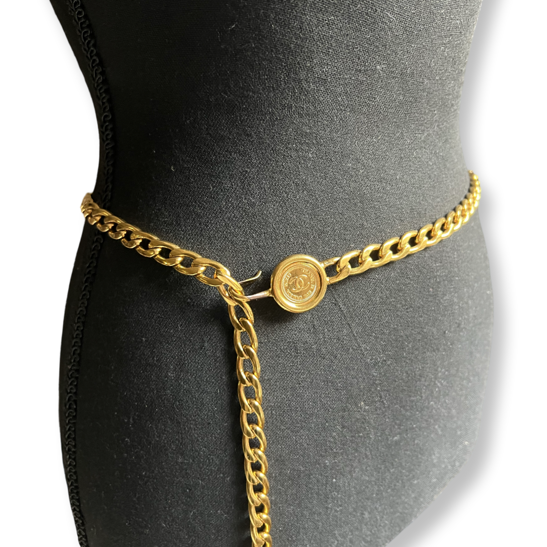 Vintage Chanel Authentic Gold Plated Chain Link Belt