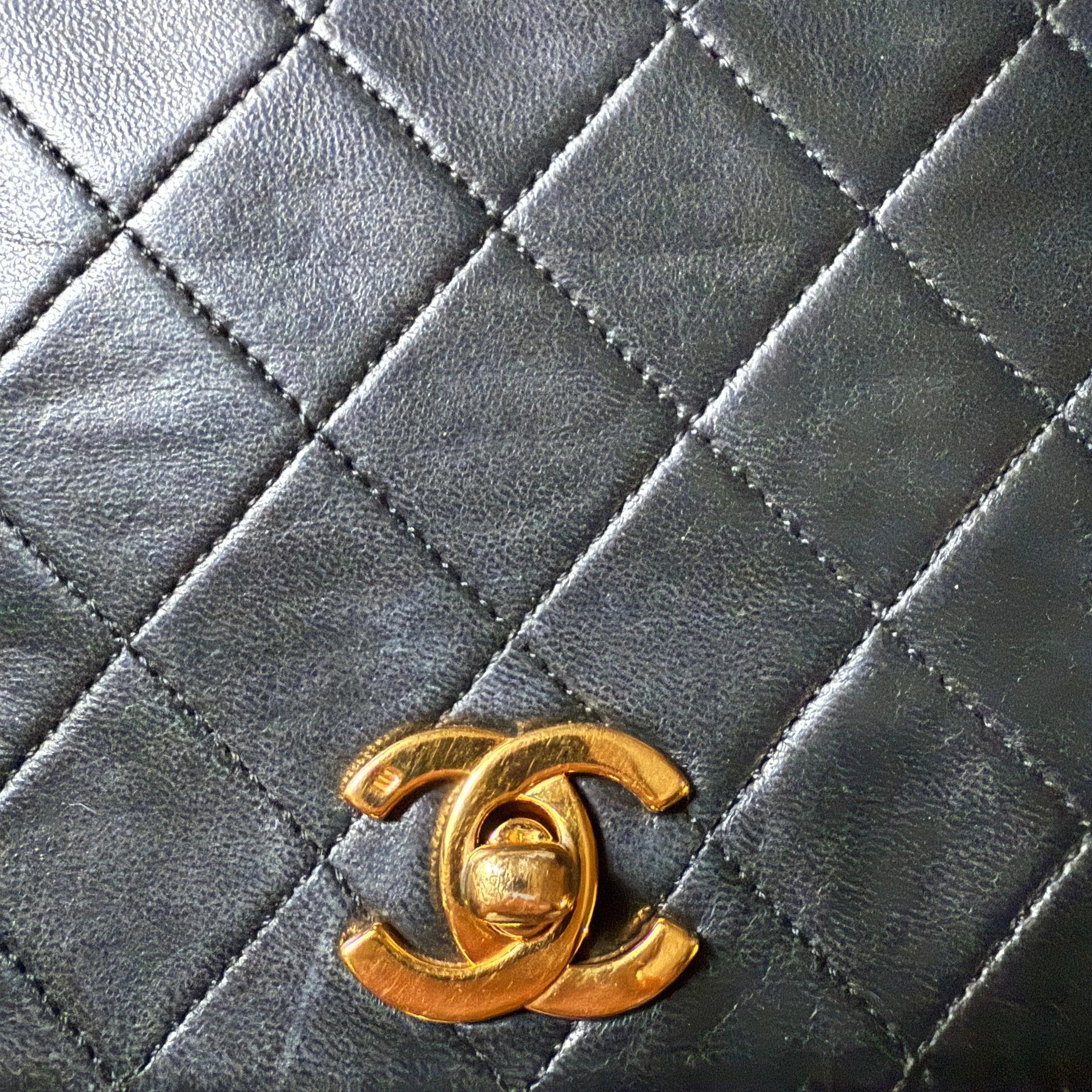 Chanel Vintage Classic Full Flap Black Lambskin Authentic 80s