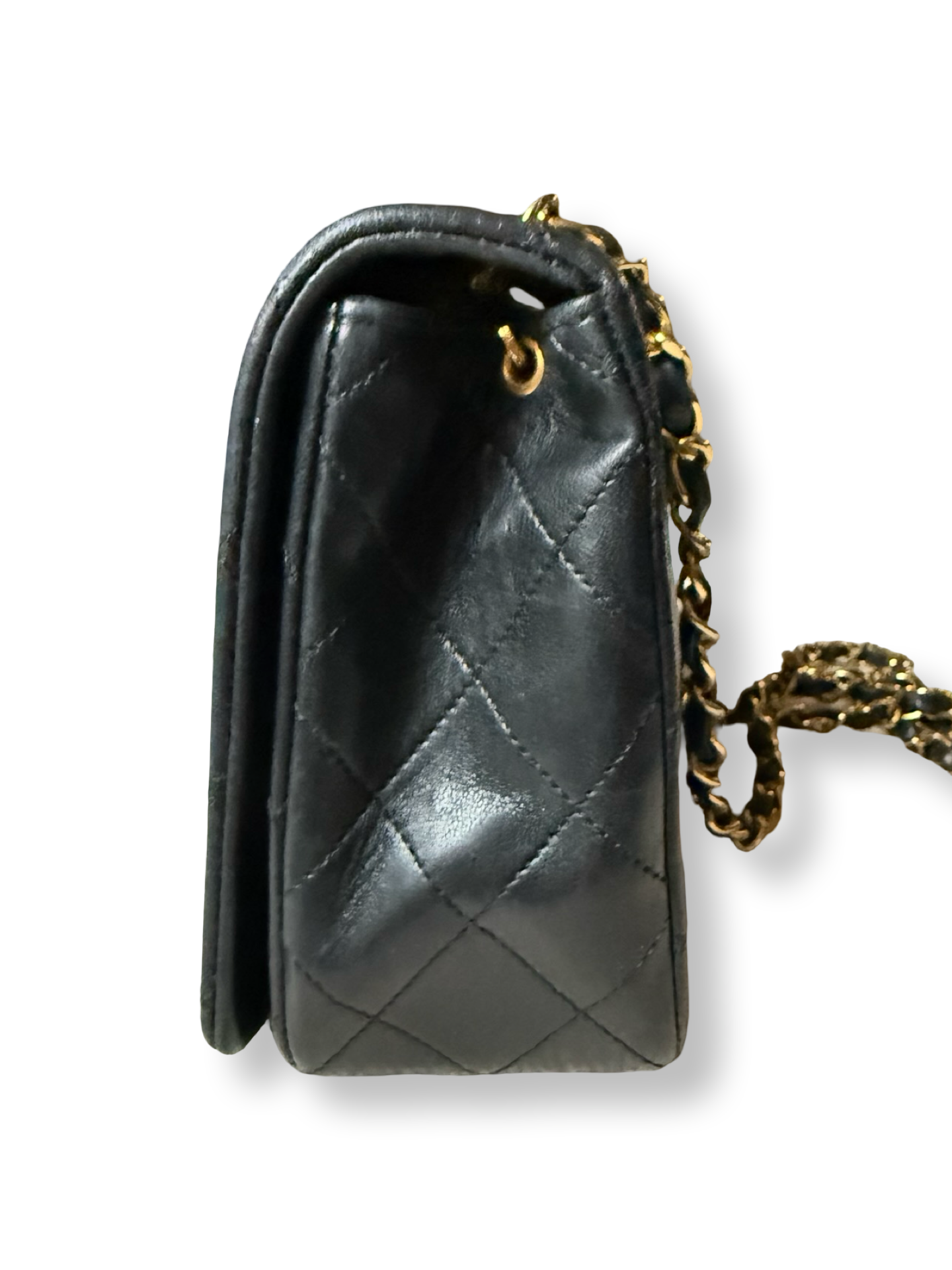 Chanel Vintage Classic Full Flap Black authentic 1980s lambskin gold hardware