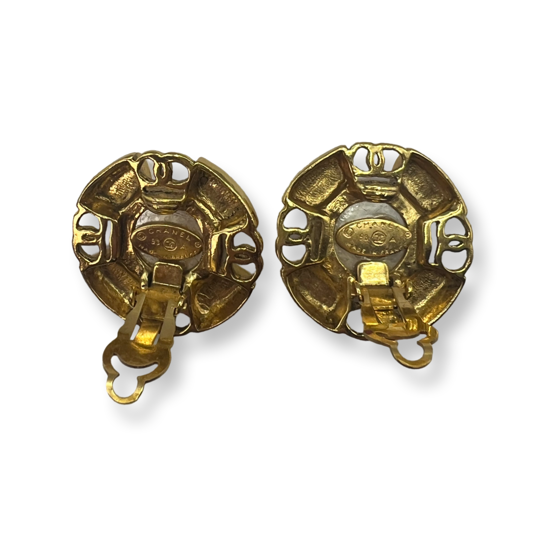 Gold Chanel Vintage Earrings with pearl center - CC Mark round