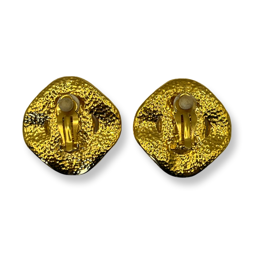 Chanel Pearl earrings vintage authentic gold retro old