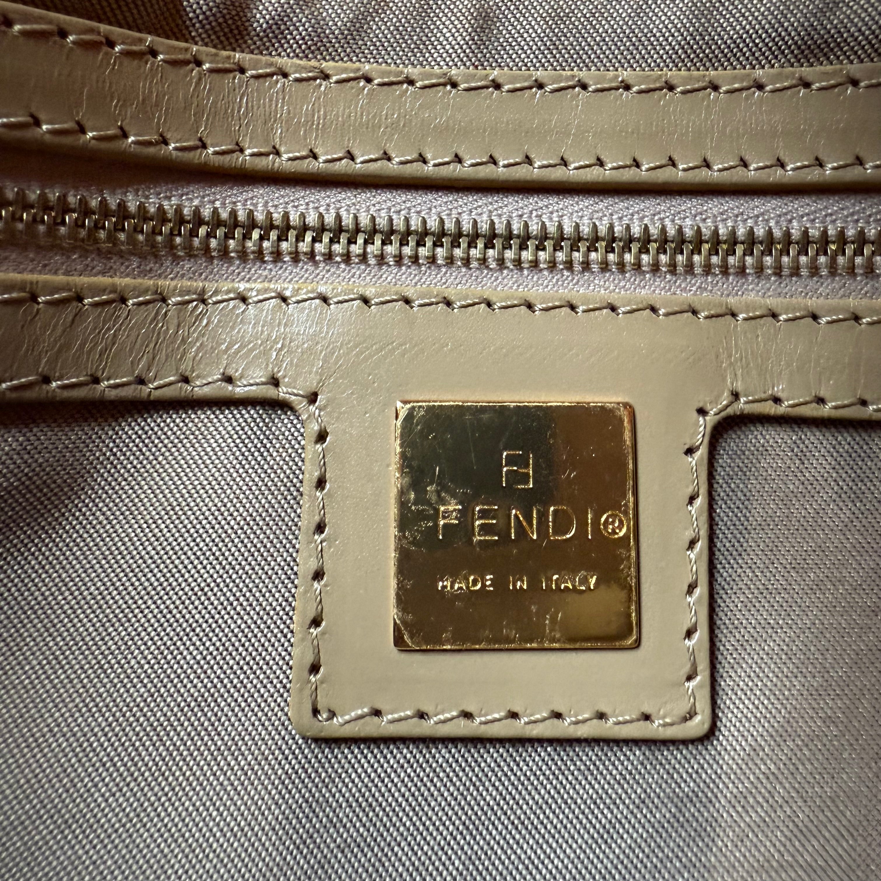 Fendi Baguette Patent Zucchino Vintage Orange