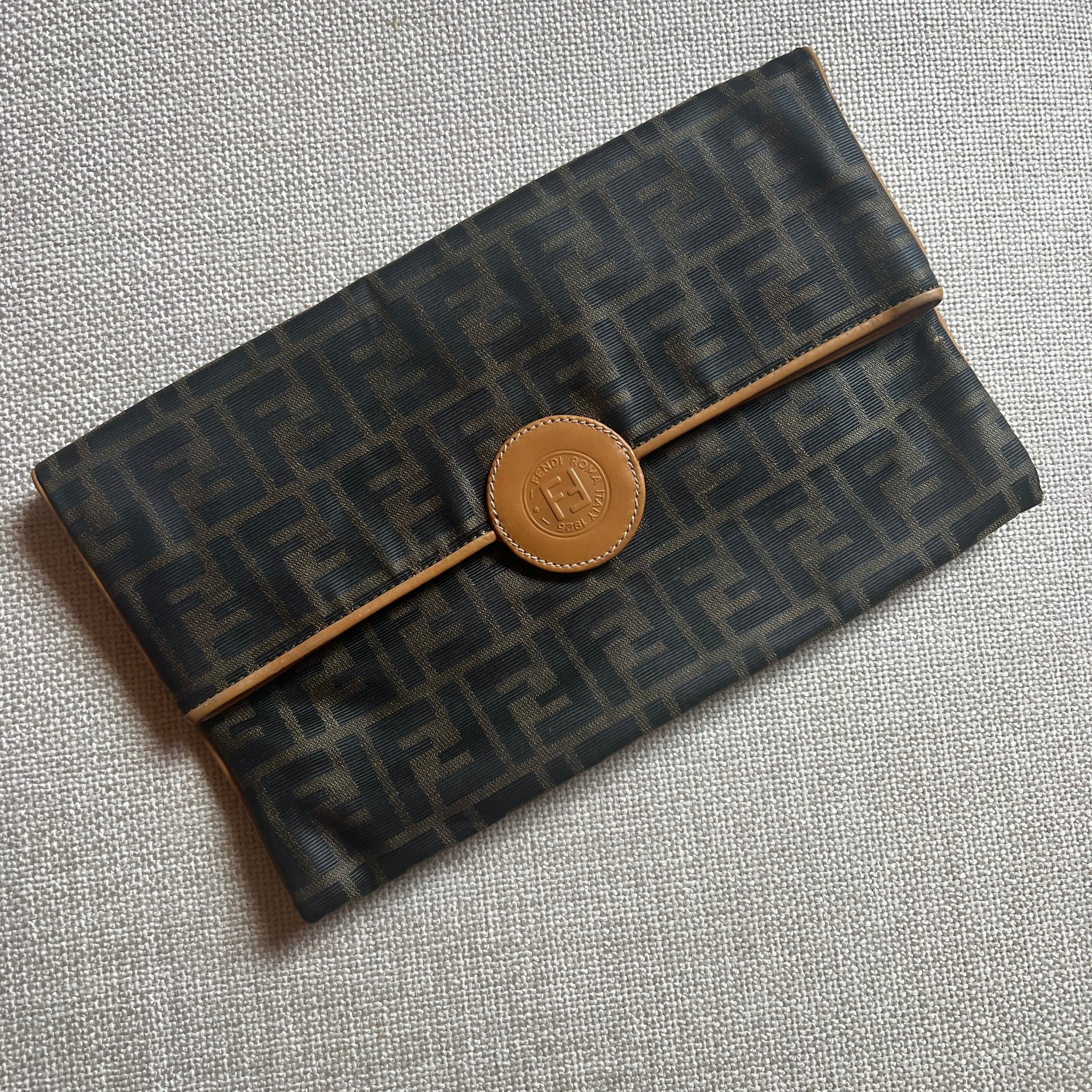 Fendi Vintage clutch signature zucca pattern light caramel brown leather