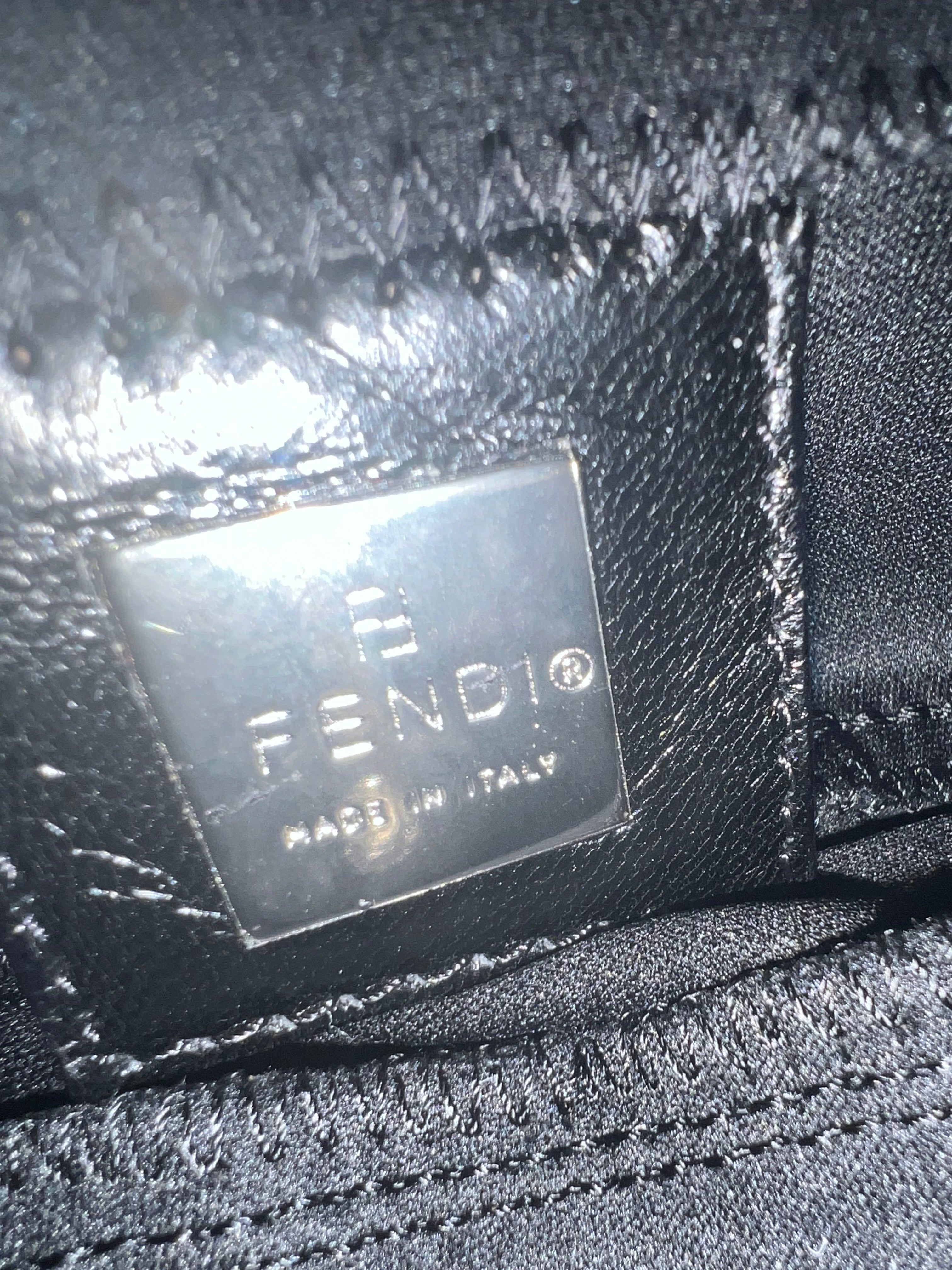 Fendi mini Croissant Baguette Bag Black