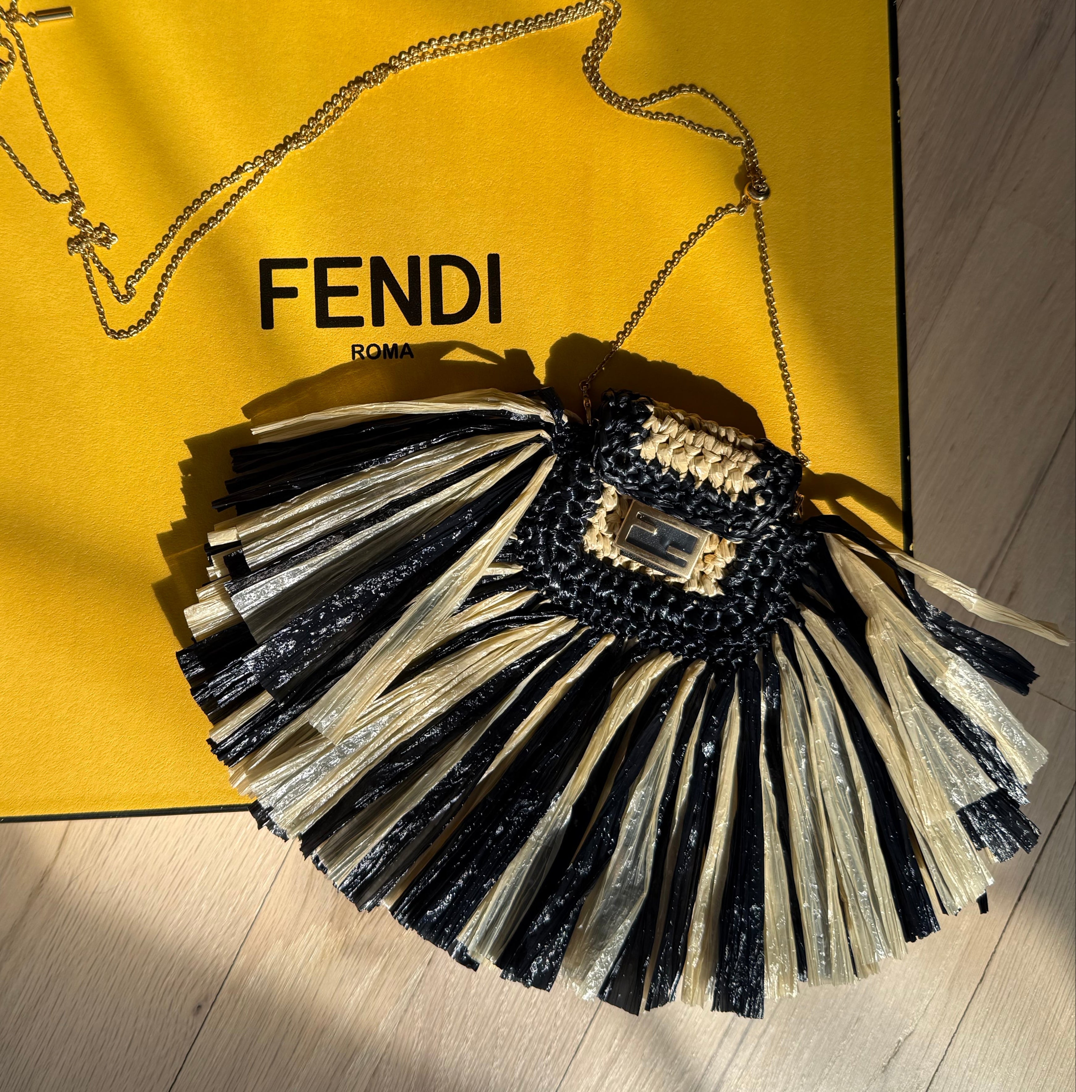 Fendi_Raffia_Woven_Pico_Baguette authentic black & beige with Fringe