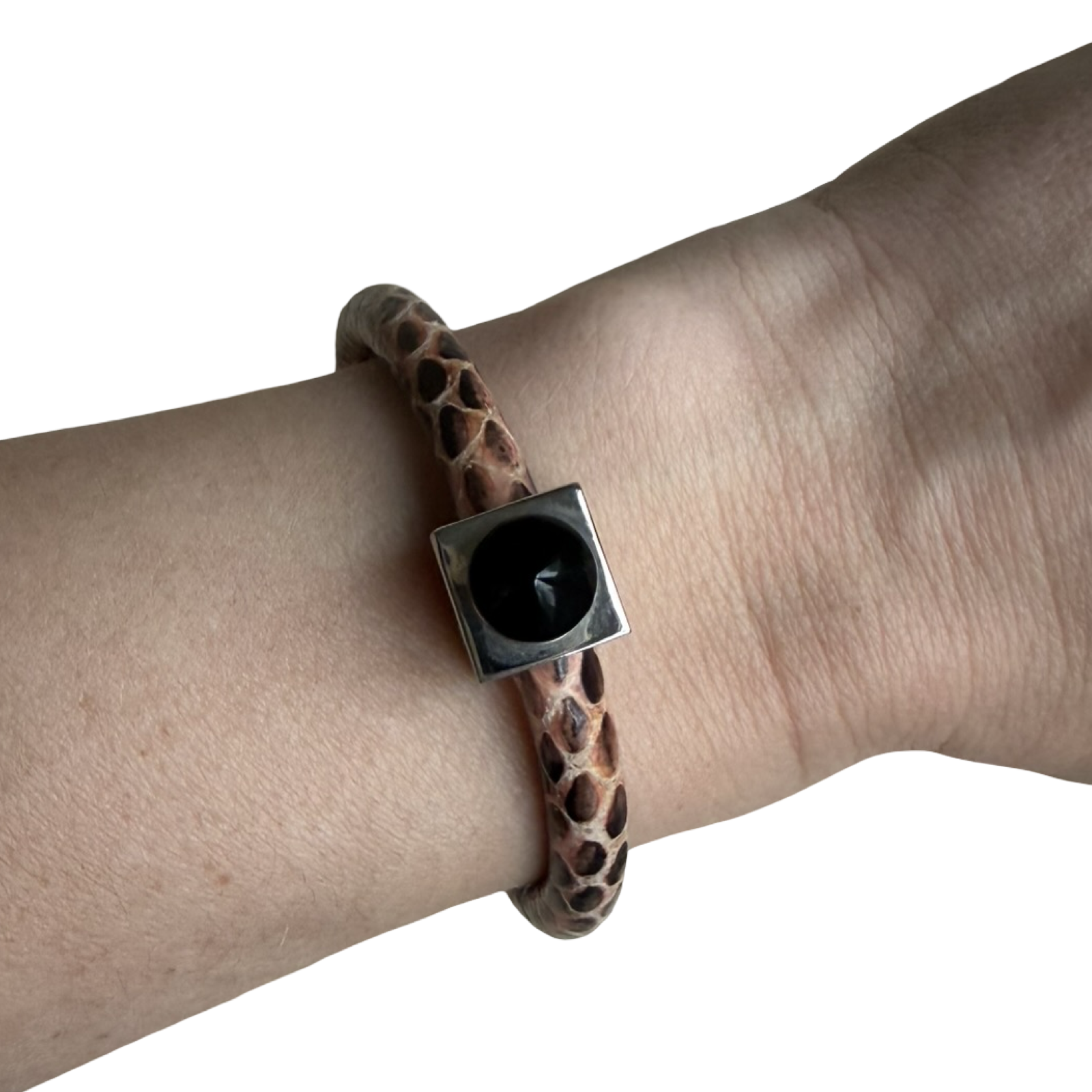 Fendi Resin Stingray Leather Bangle