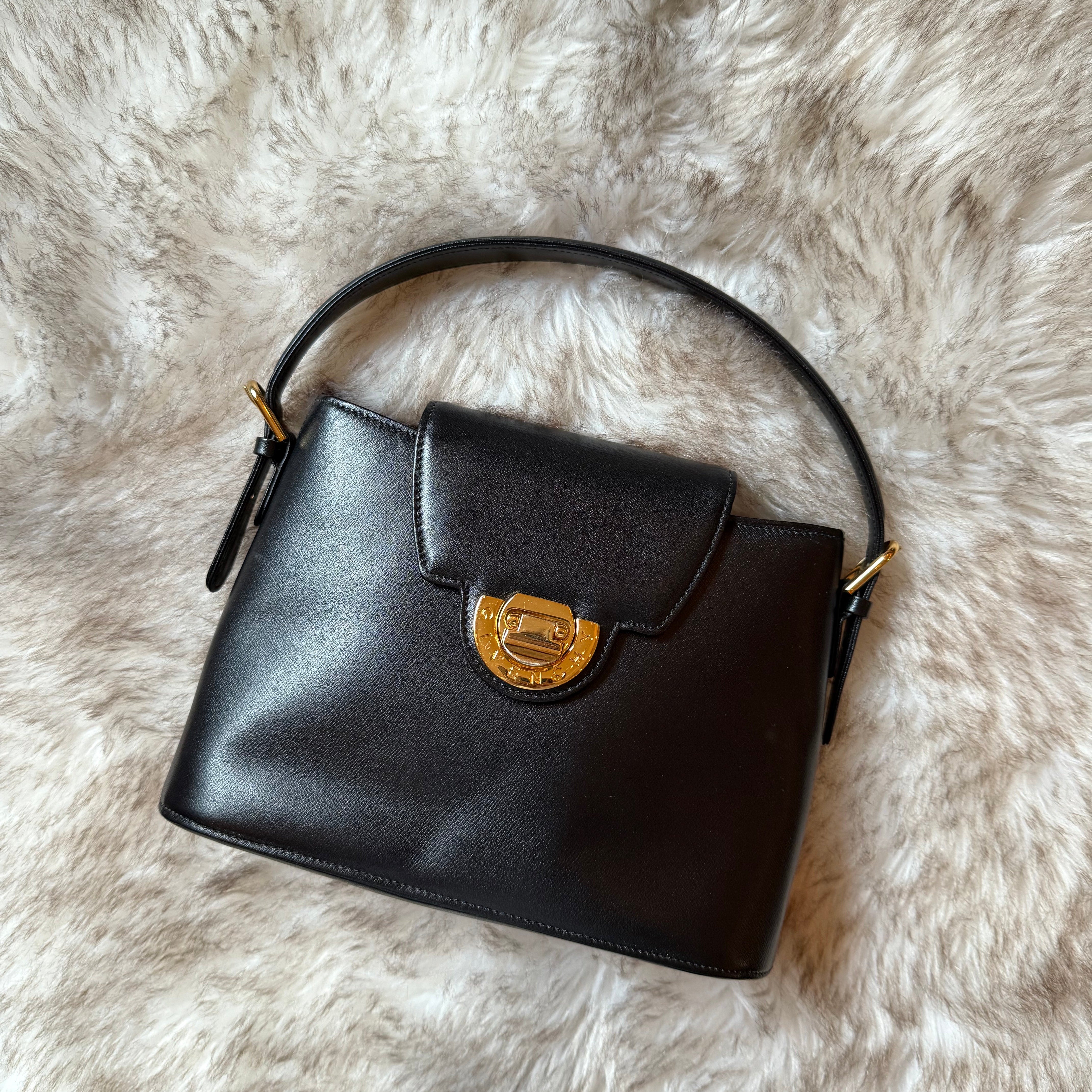 Givenchy authentic Black Leather Vintage Bag