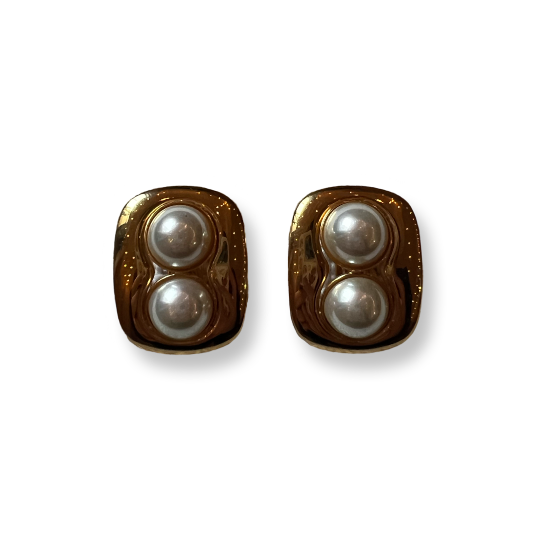 authentic vintage Gucci rectangle earrings with gold & pearls