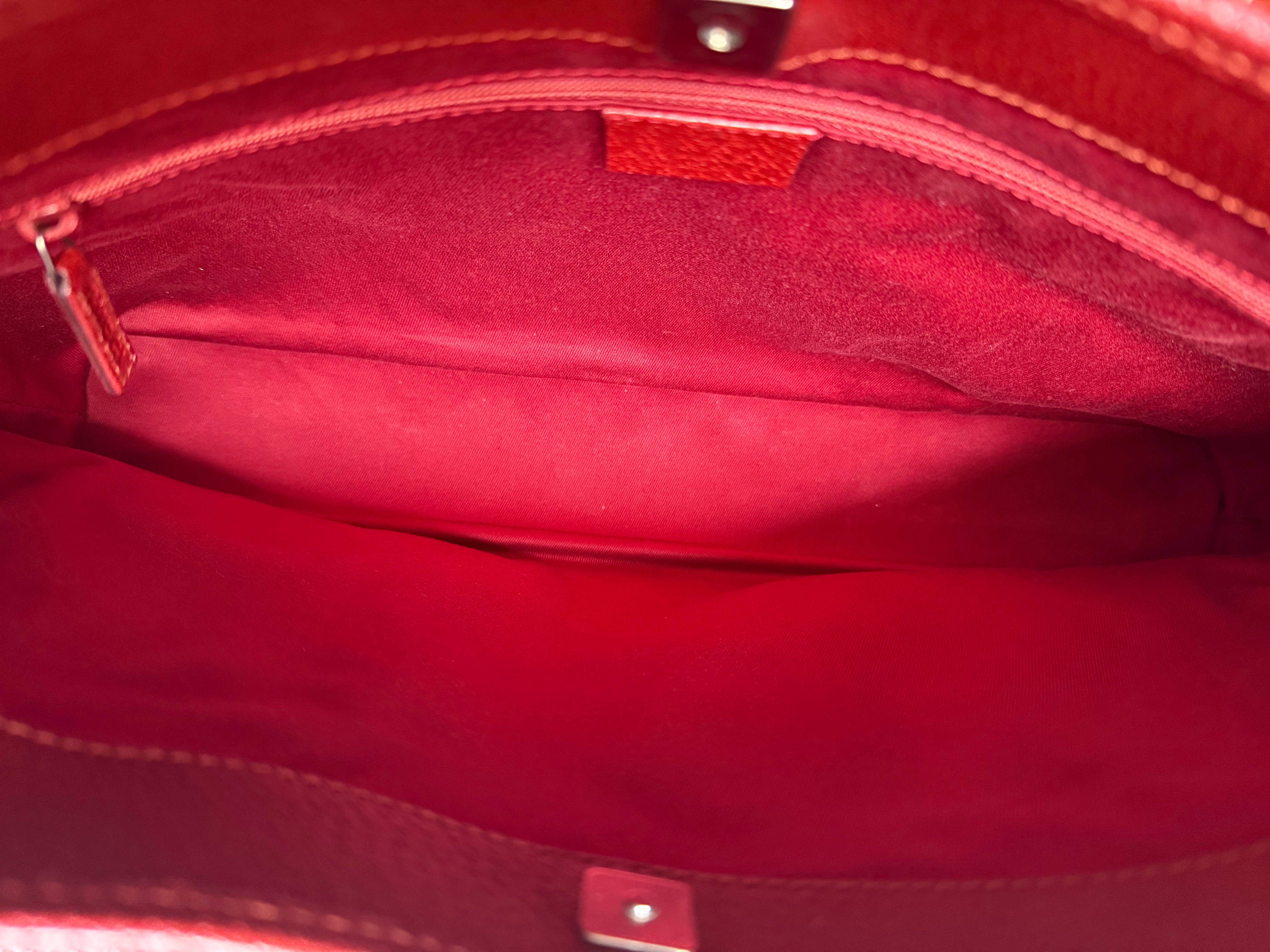 Authentic vintage Gucci GG Tote Red Canvas and Leather Shoulder Bag