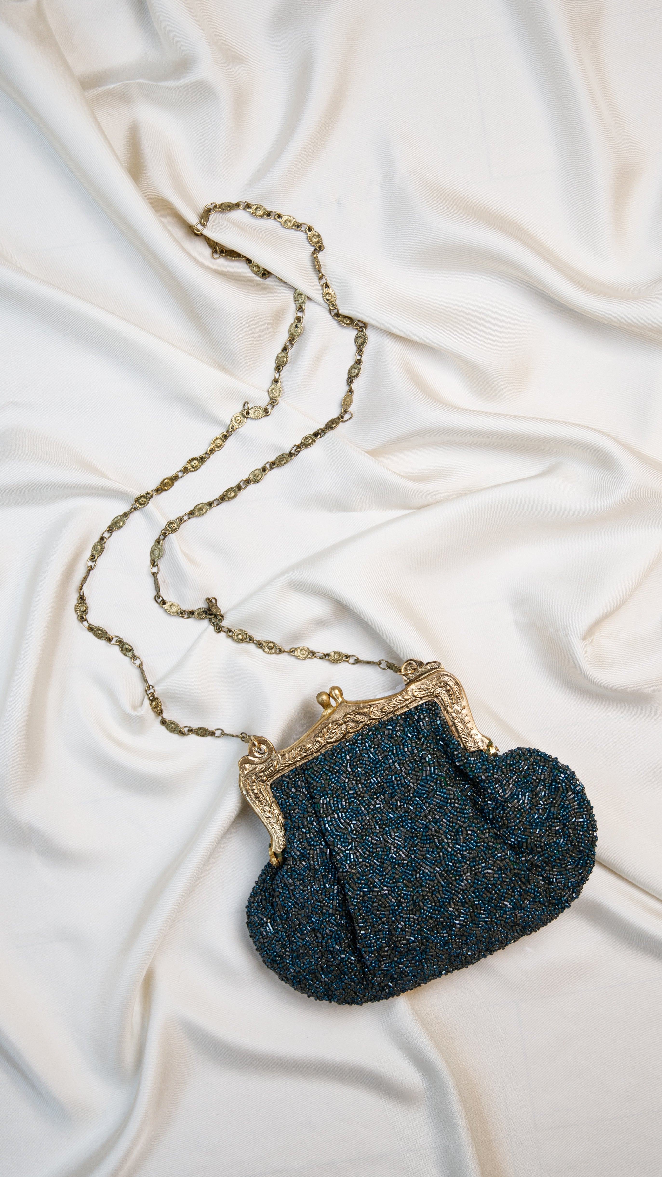 Hand made vintage inspired one of a kind fully beaded evening bag Island to East Side X the Vintage New Yorker