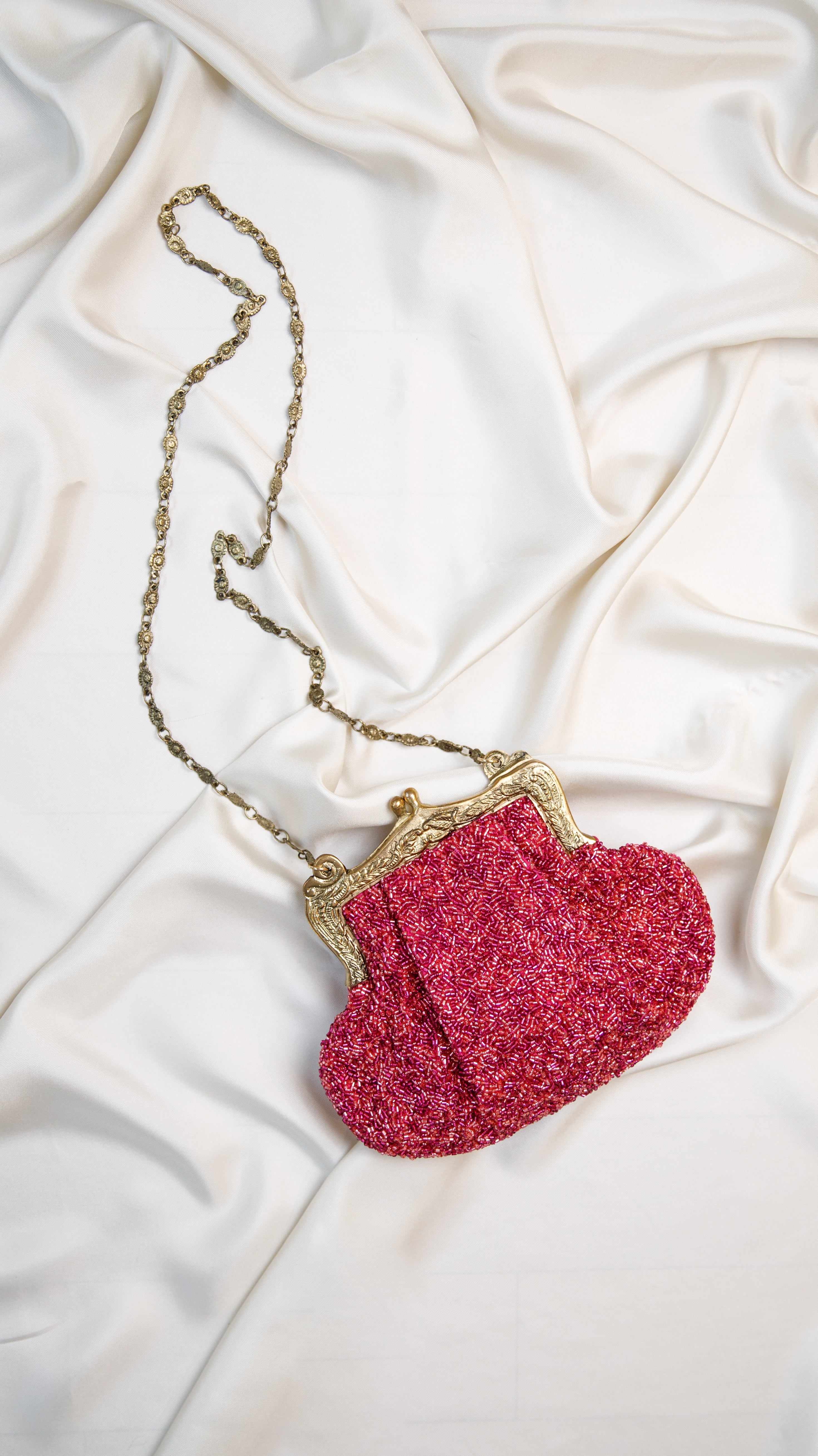Hand made vintage inspired one of a kind fully beaded evening bag Island to East Side X the Vintage New Yorker