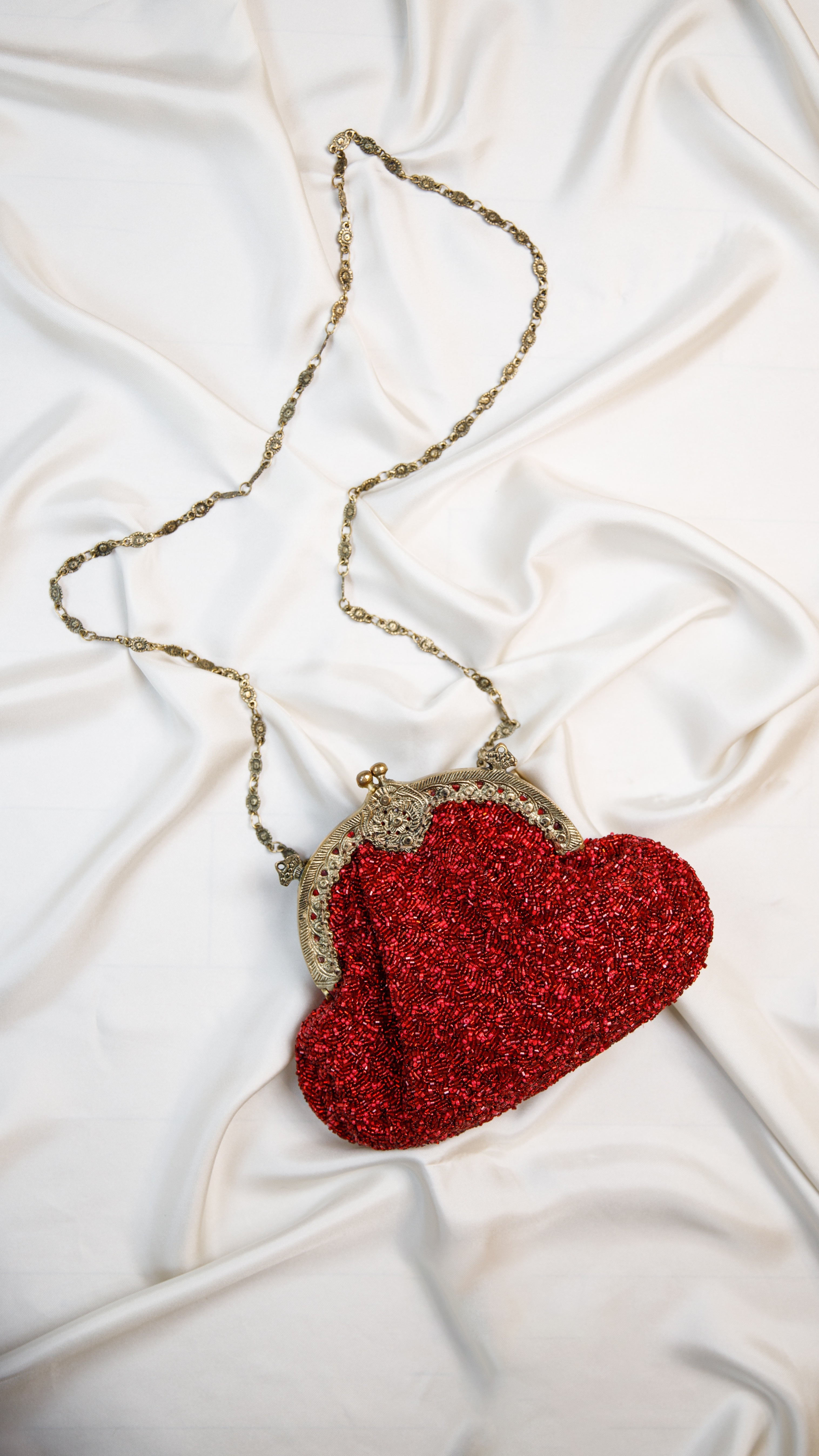 Hand made vintage inspired one of a kind fully beaded evening bag Island to East Side X the Vintage New Yorker