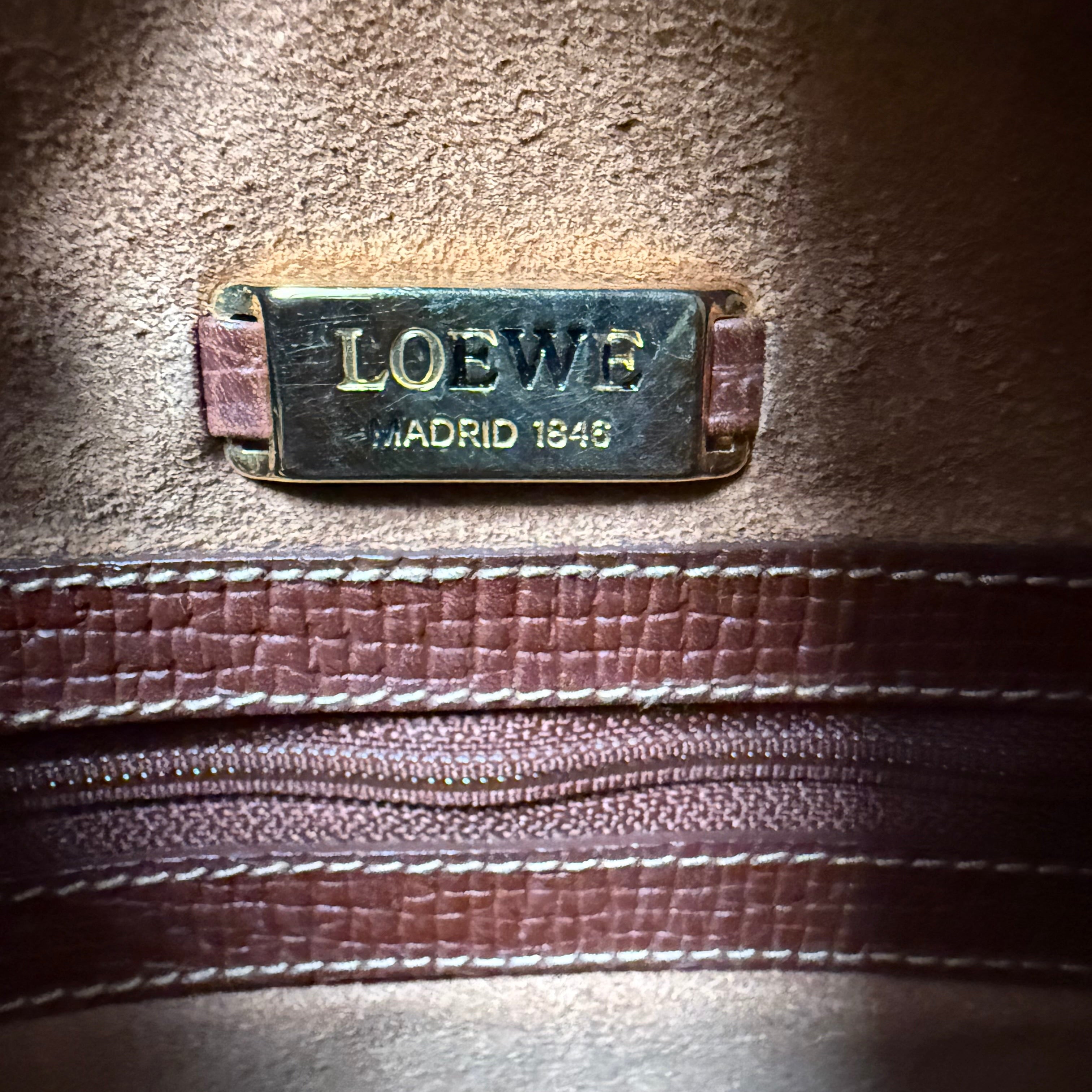 Loewe Grained Leather Shoulder