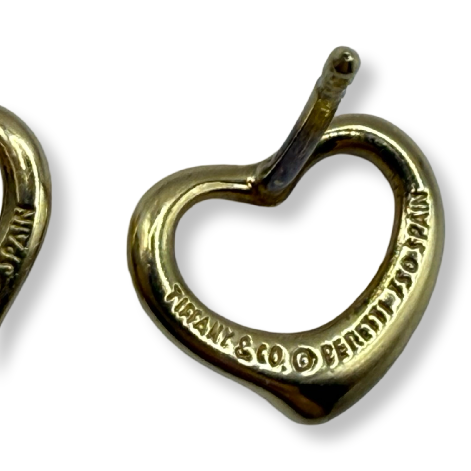 TIffanys yellow gold heart shaped studs earrings small