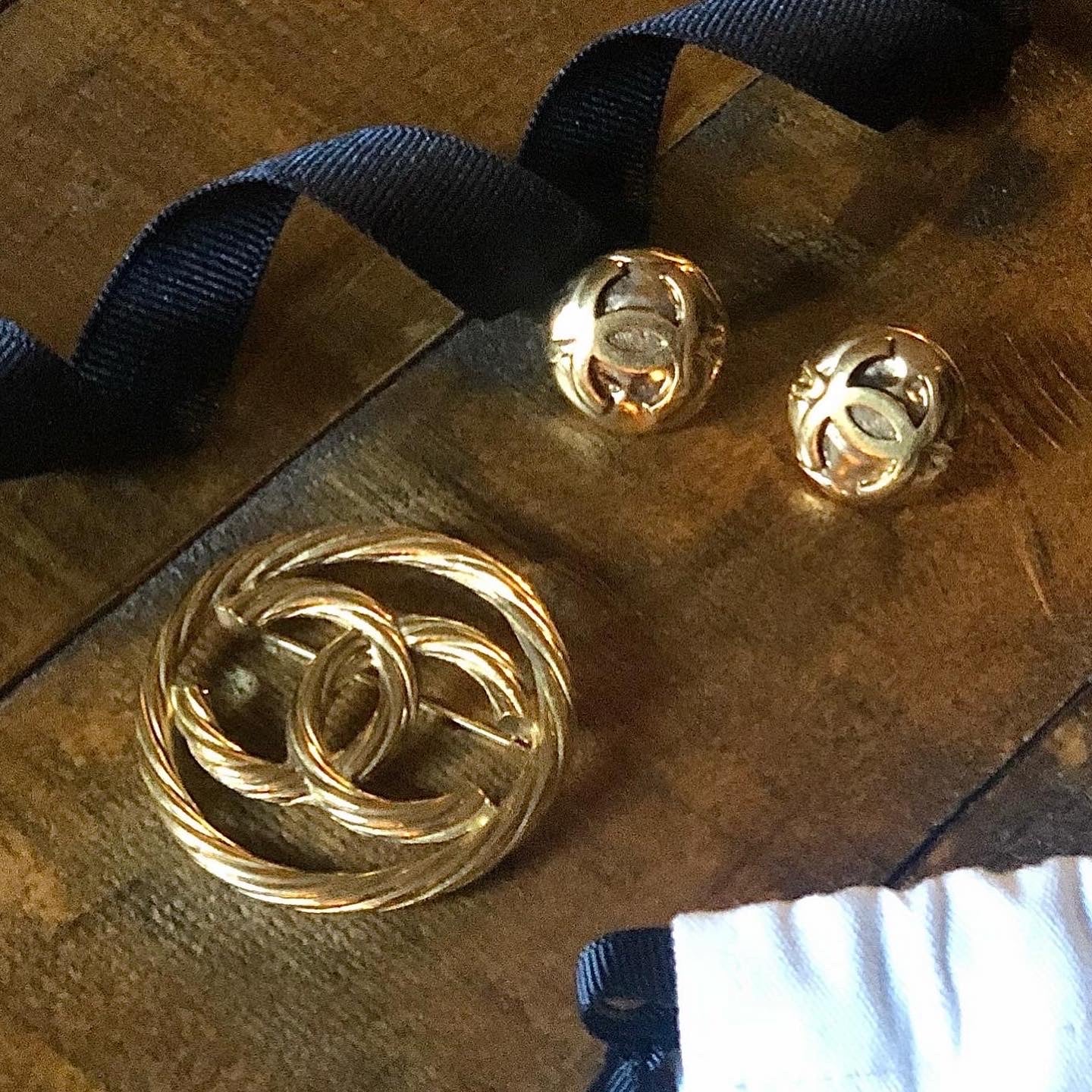Chanel CC Brooch Vintage