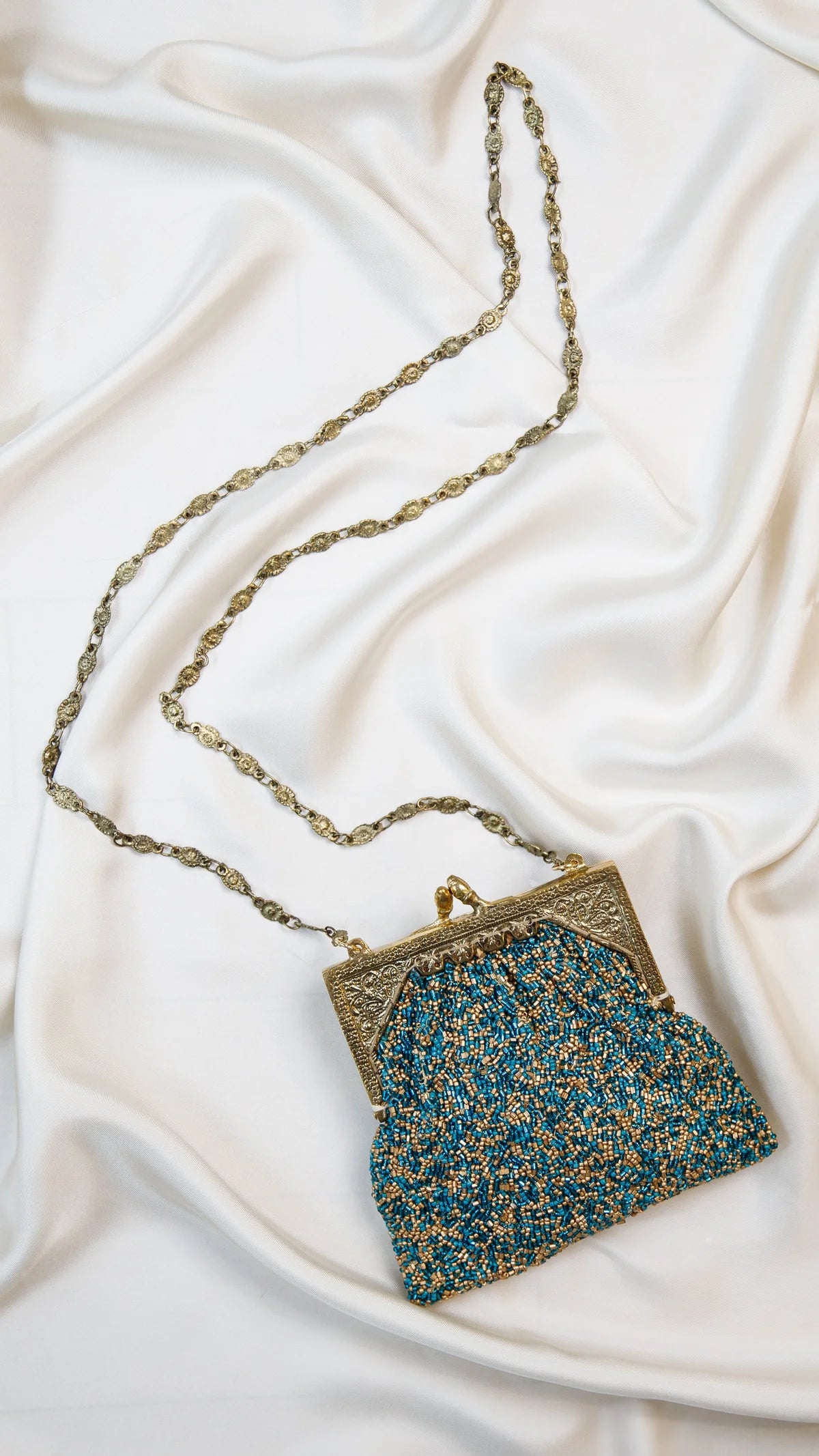 The Vintage New Yorker x ITES Petite Pochette