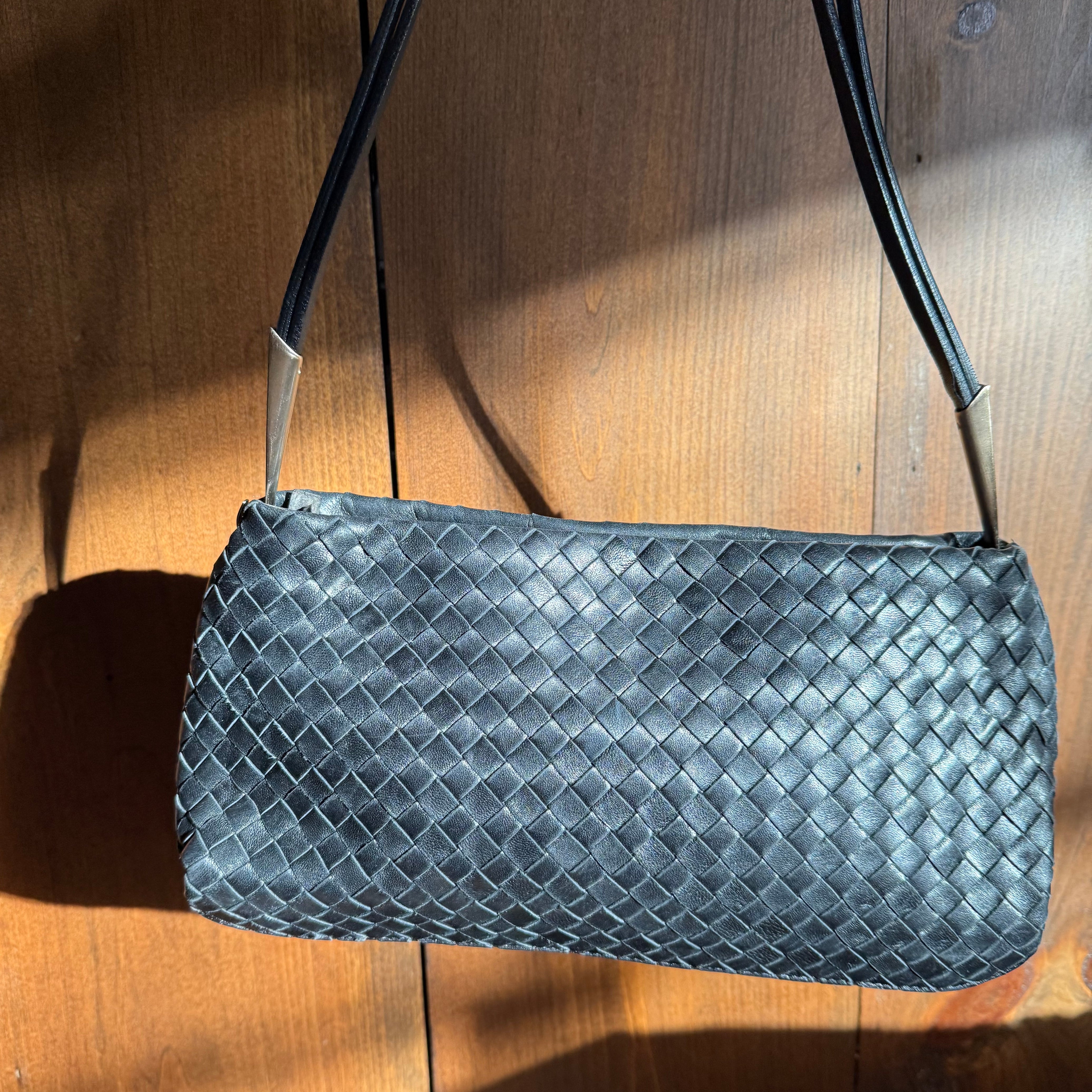 Bottega Veneta Intrecciato Black Leather Bag authentic vintage 80s