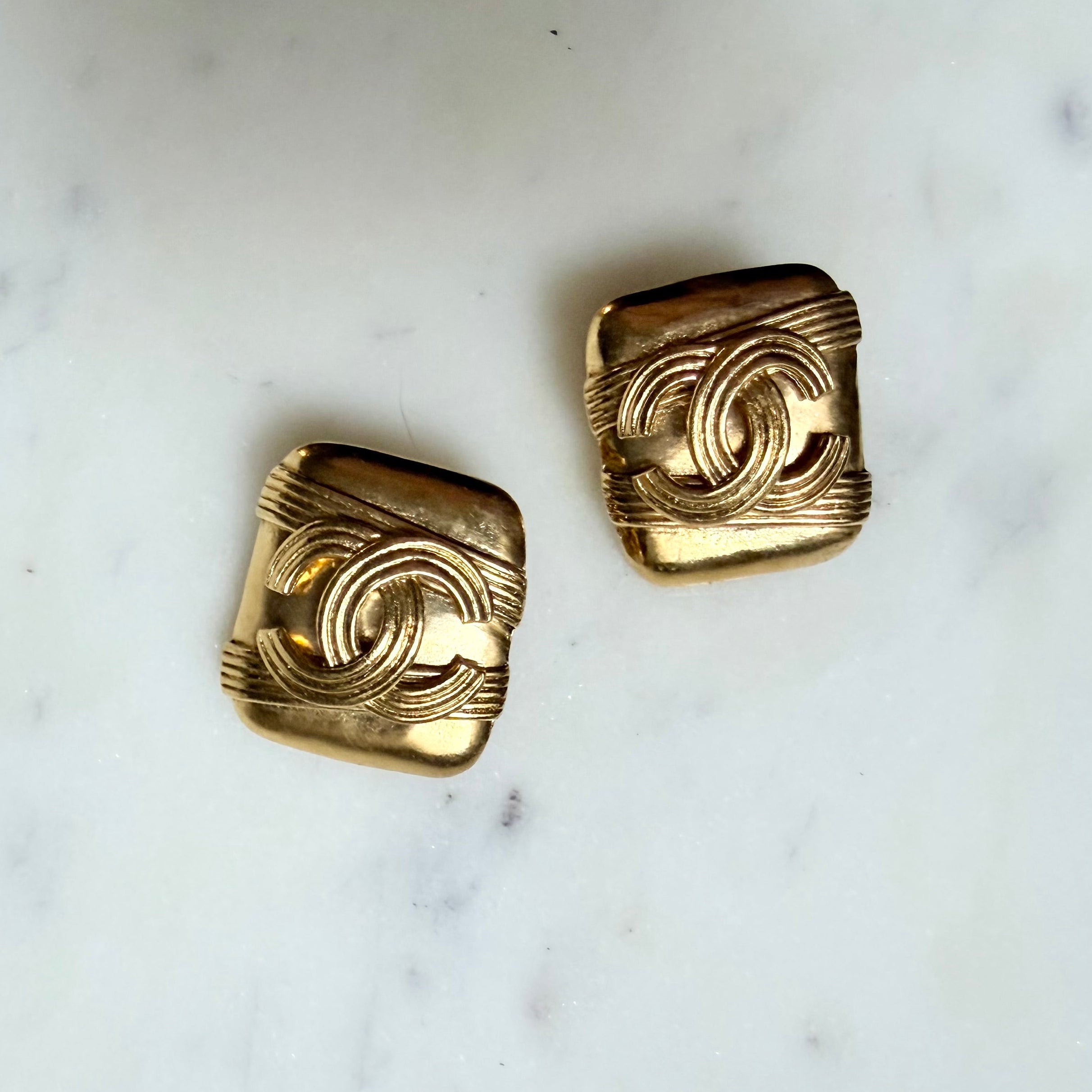 Chanel '94 Vintage Gold Plated CC Earrings