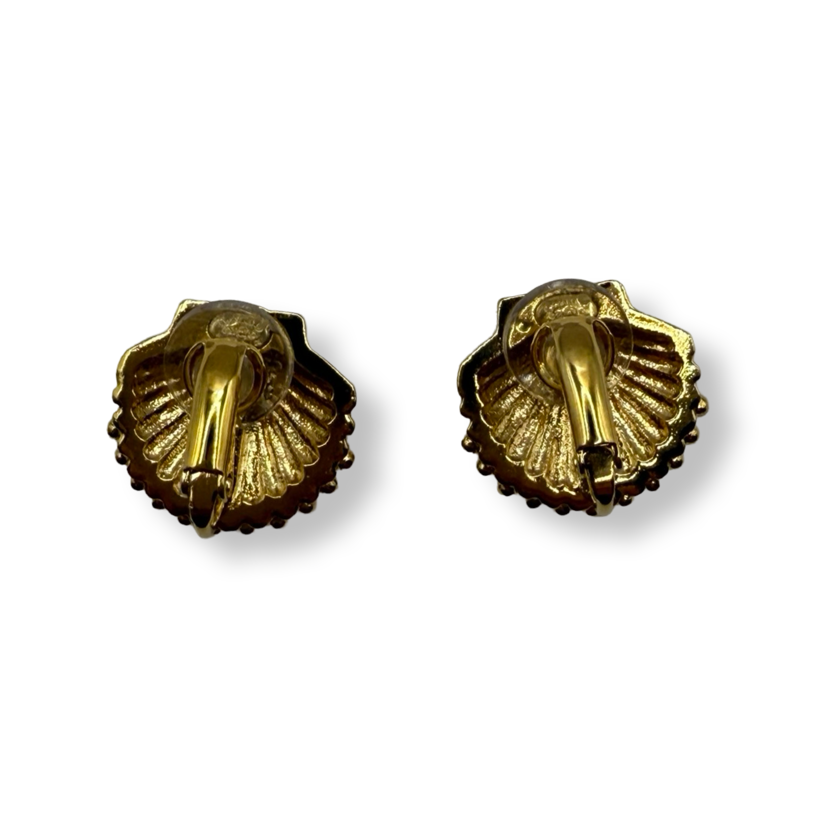 Chanel authentic coco mark shell earrings gold with pink stones