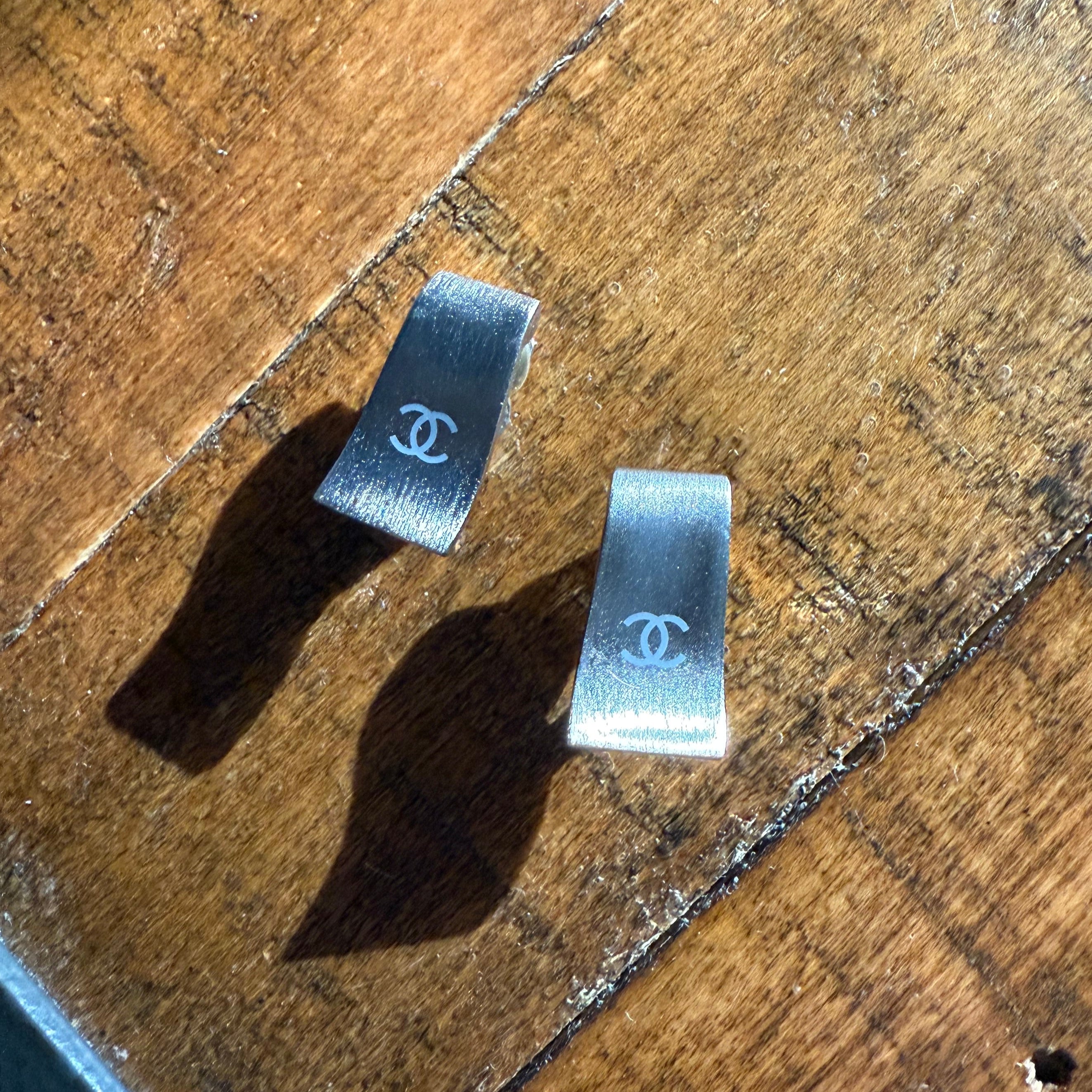 Chanel Vintage 90s retro Silver Earrings clip on