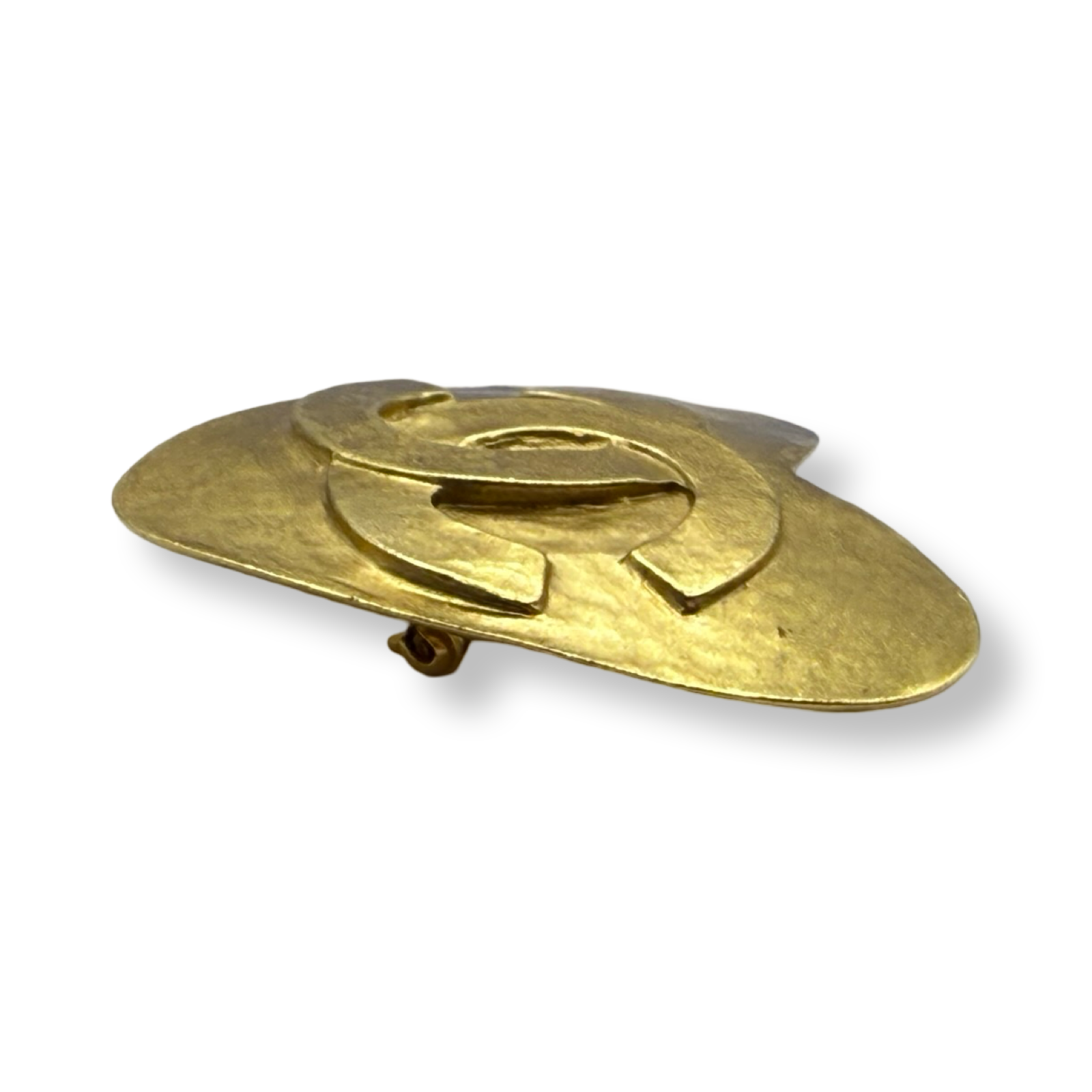 Chanel authentic gold plated vintage 90s pin heart shaped cc