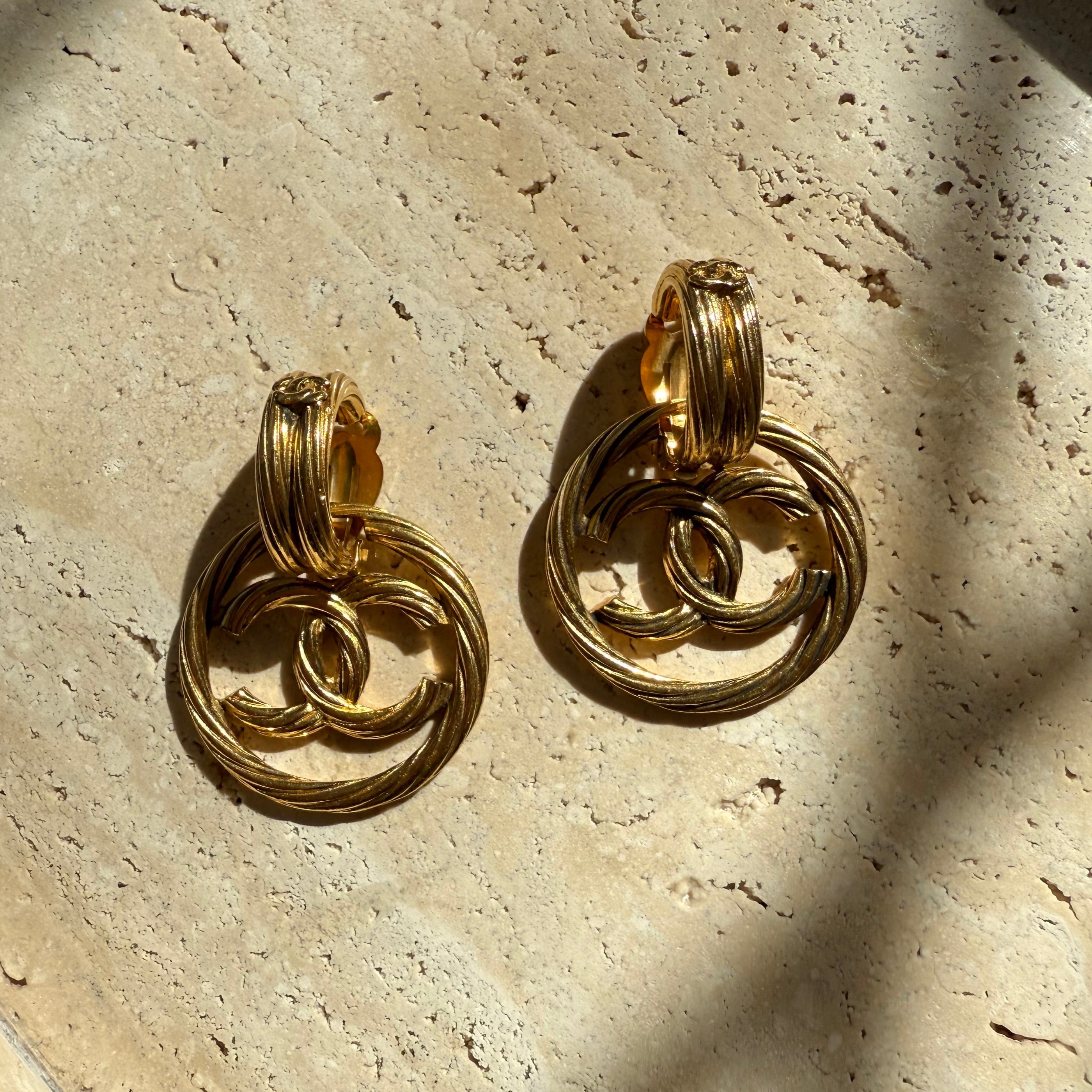 Chanel Vintage CC Twisted Robe design 90s gold earrings oversied