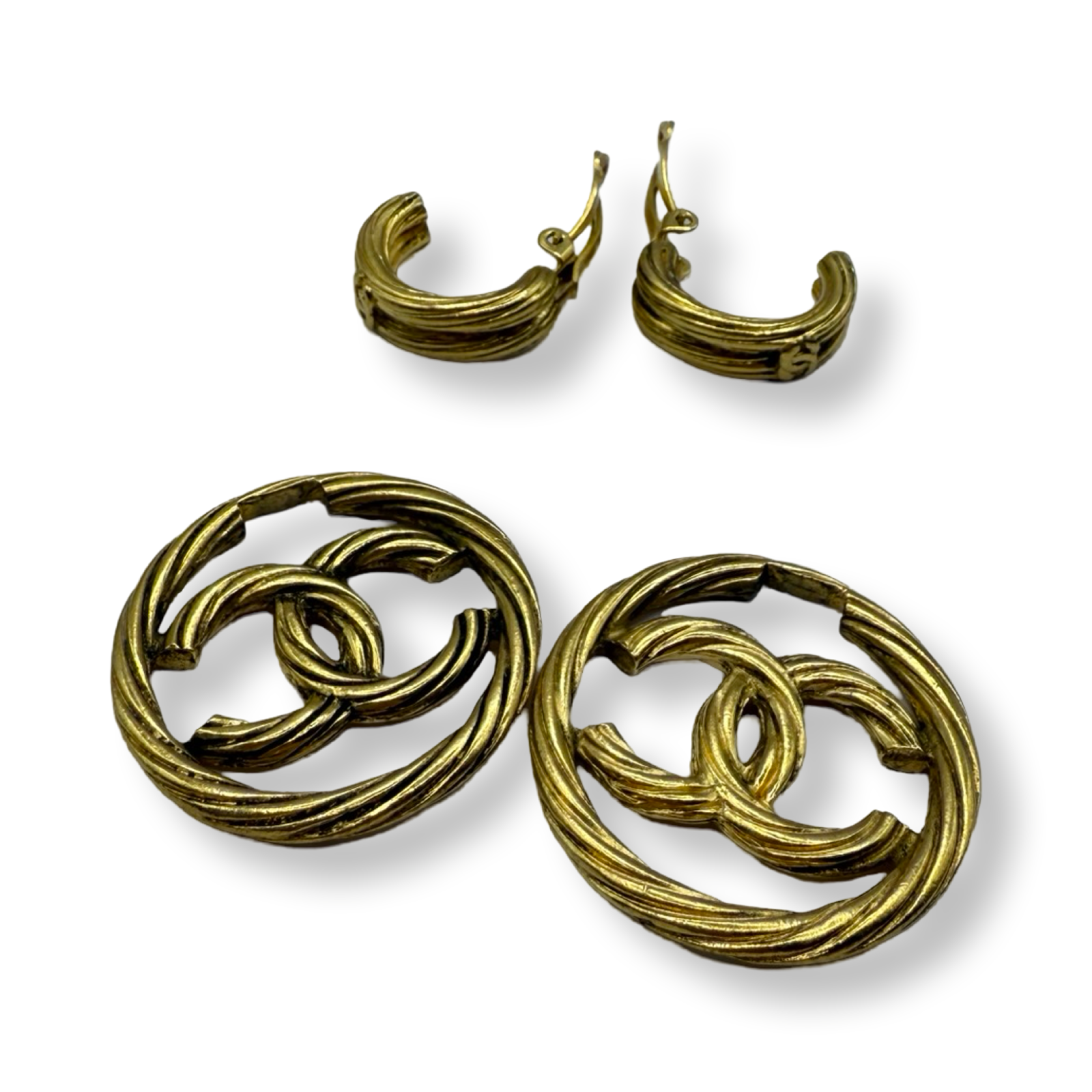 Chanel authentic vintage gold plated earrings 2 in 1 