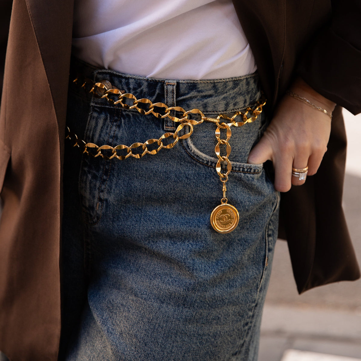 Chanel Chain Belt Vintage CHANEL Gold Triple Chain Belt With CC Charms – 1980s  main image 4