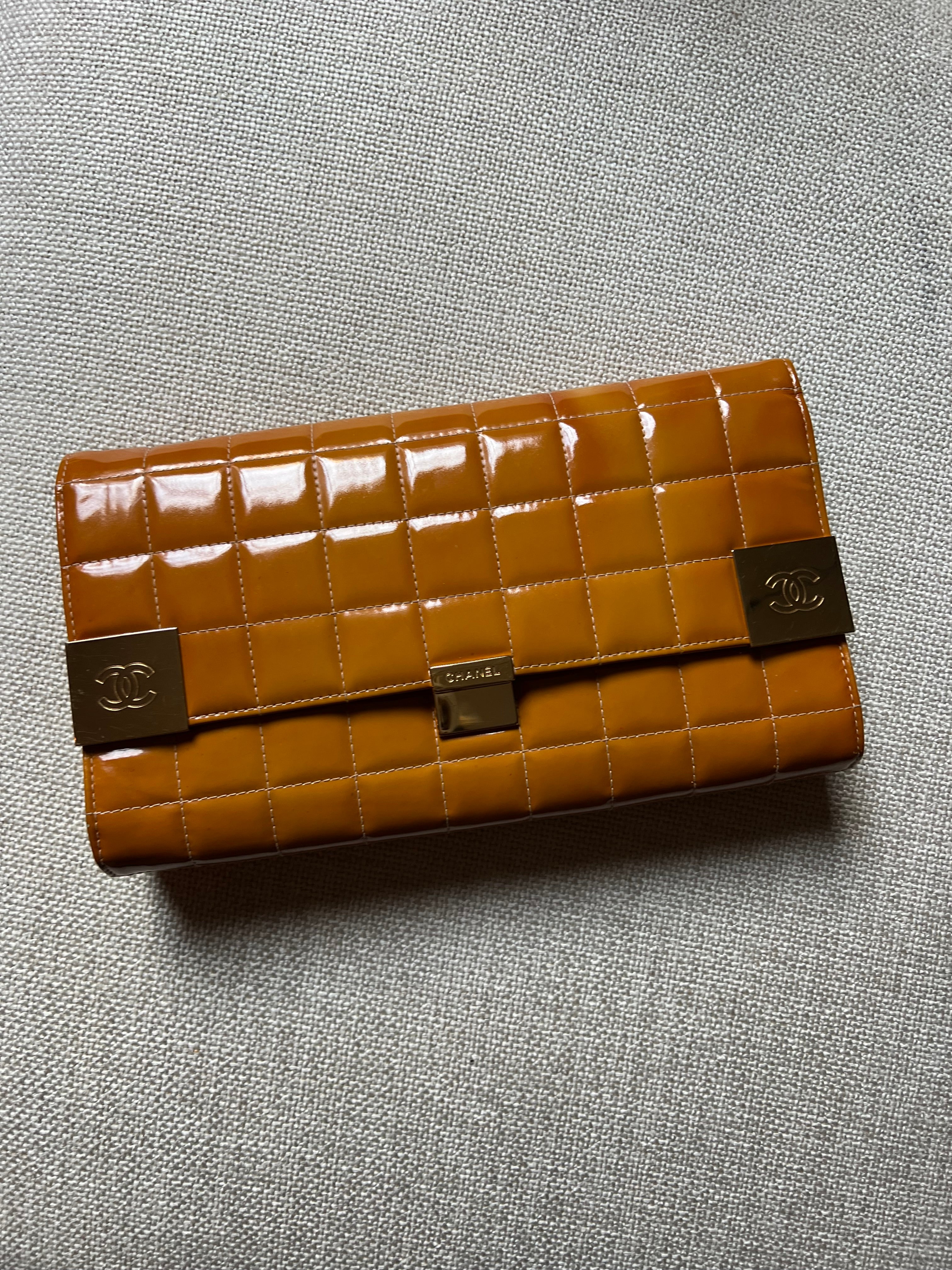 Chanel Authentic vintage chocolate bar bag patent leather oversized clutch