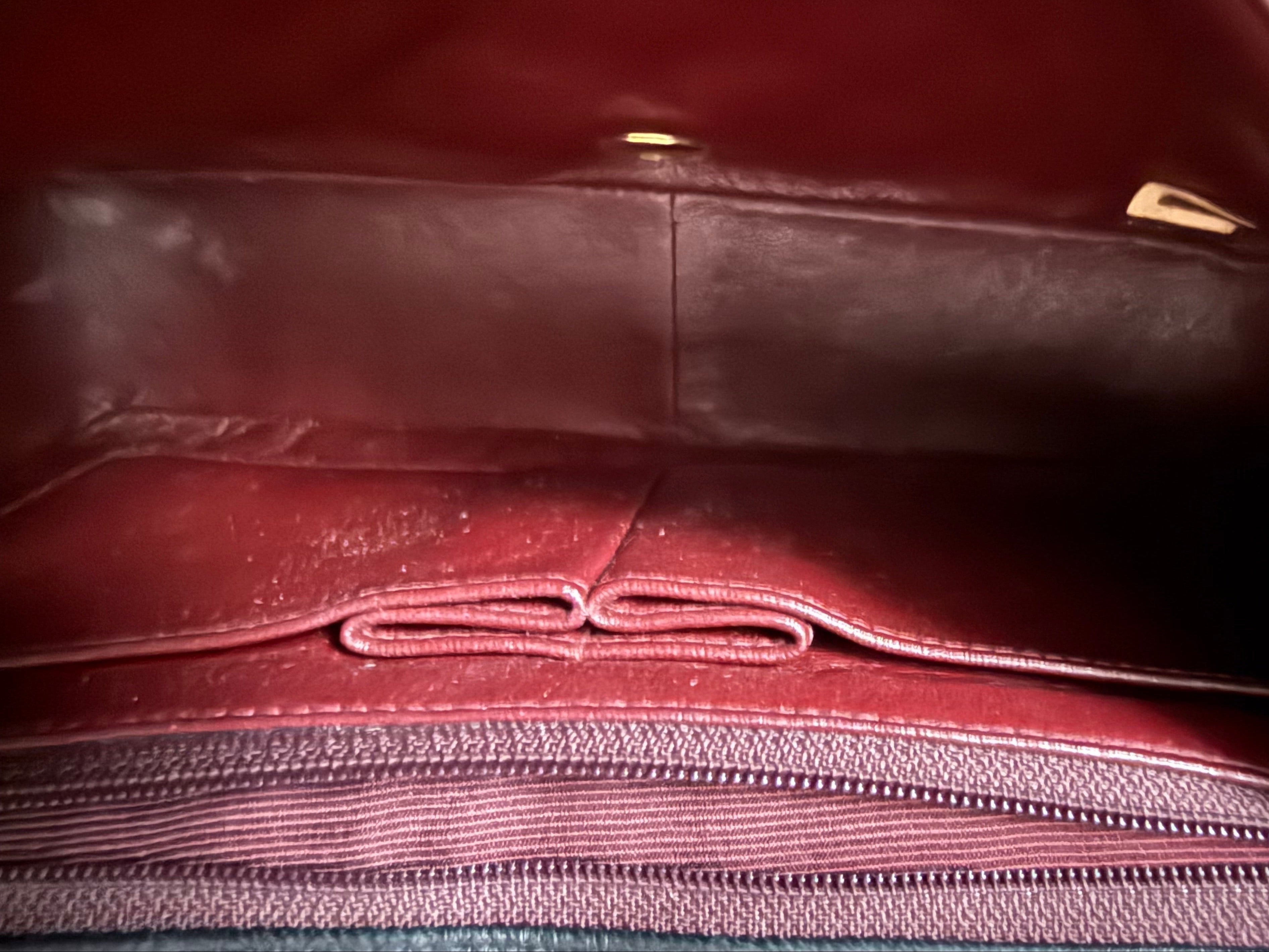 Chanel Vintage Classic Full Flap Black authentic lambskin 24k gold hardware