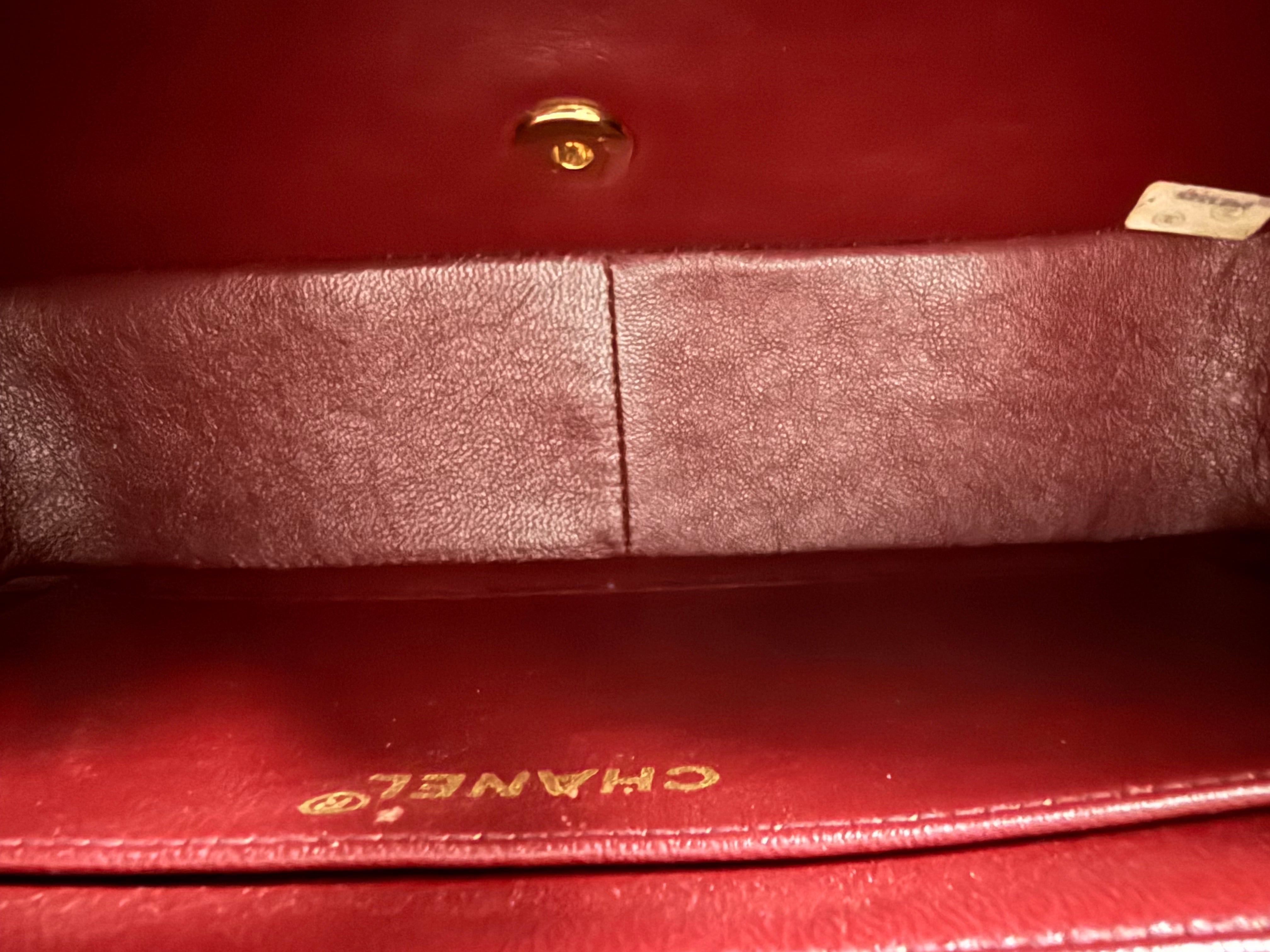 Vintage 90s Chanel Authentic Diana Flap bag medium Black Lambskin 24k Gold Hardware