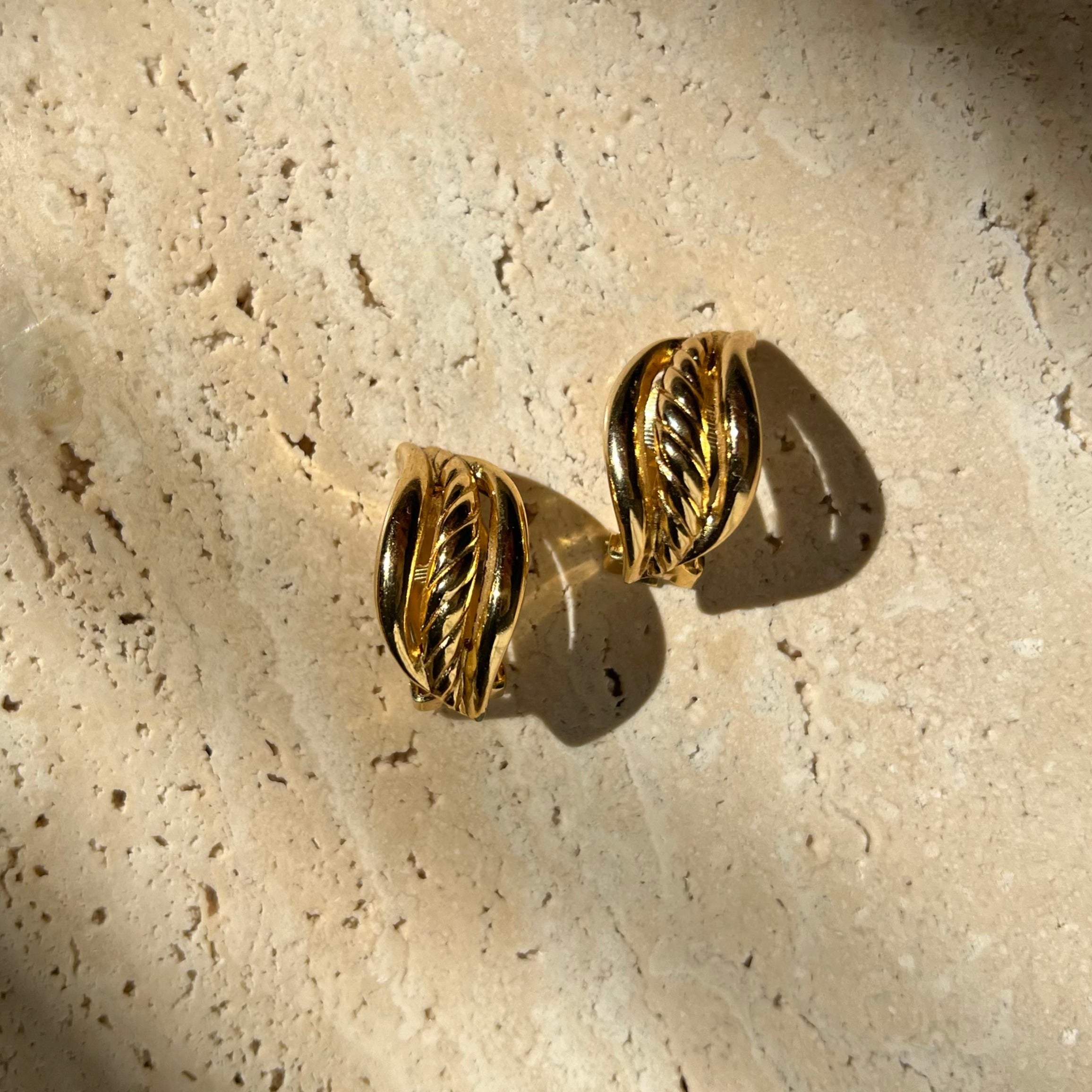 Christian Dior Vintage gold twist earrings
