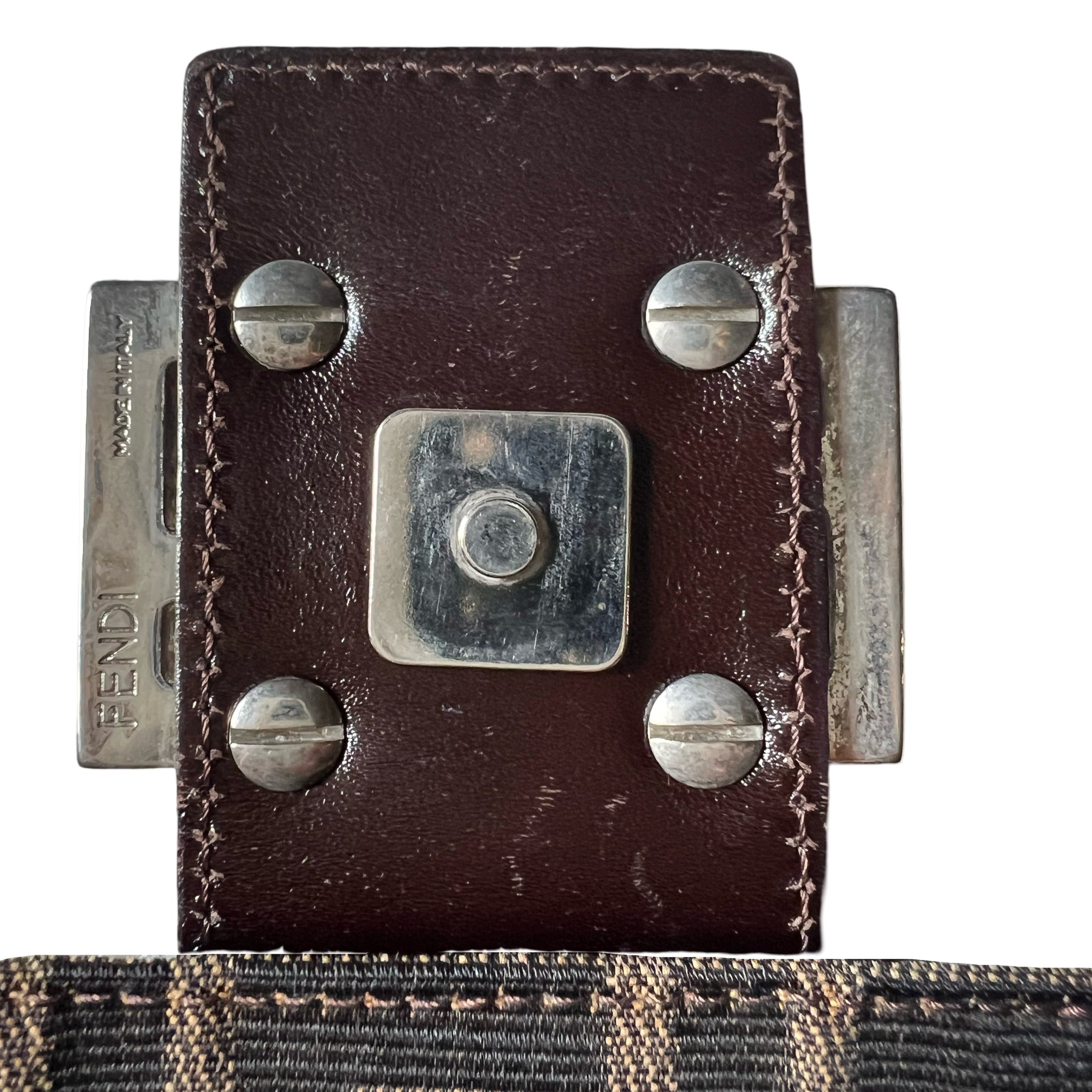 Fendi Baguette Signature brown