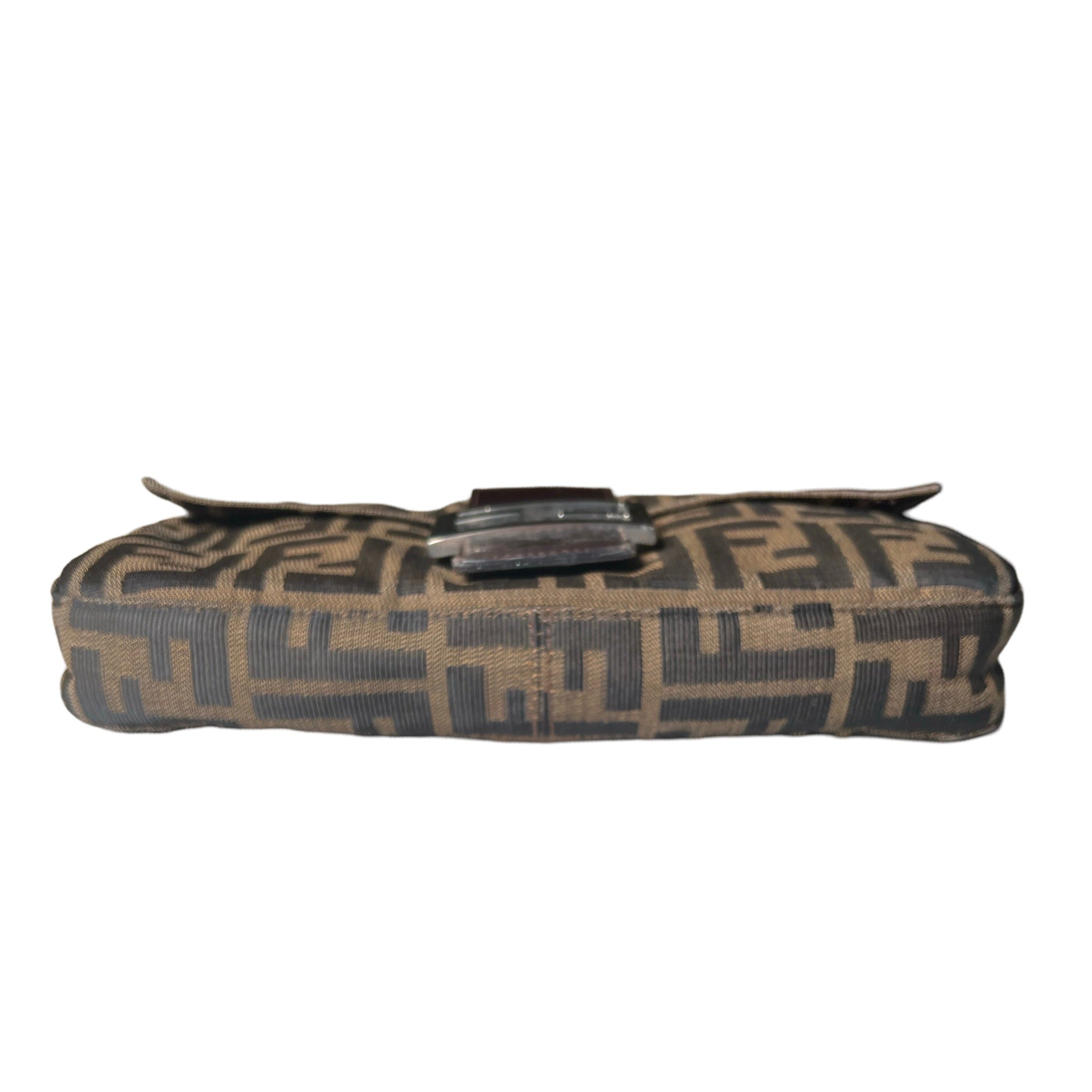 Fendi Baguette Vintage Signature pattern bag