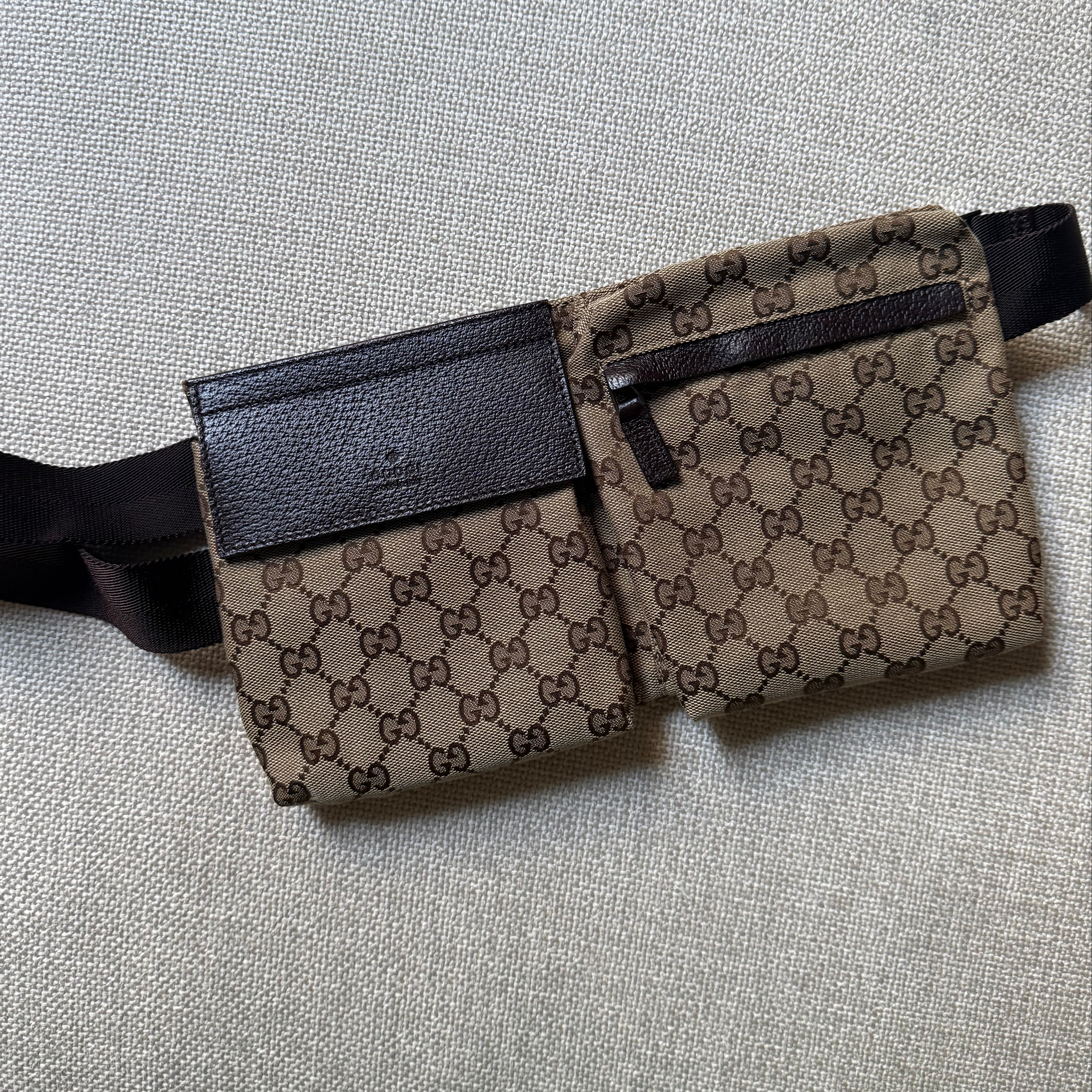Gucci Vintage 2000s Signature Brown Waist Bag authentic sex and the city featured 