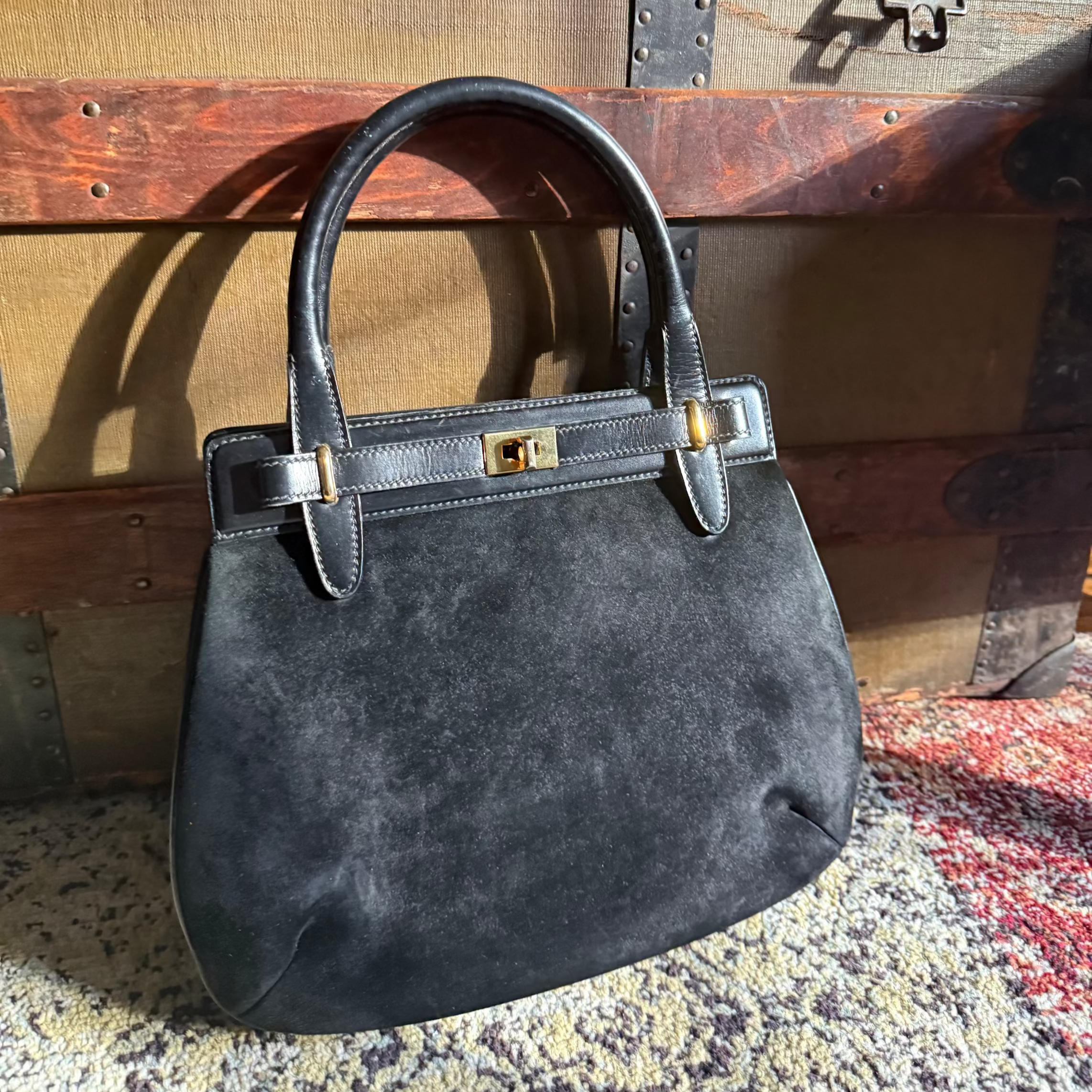 Gucci Vintage 1960s or 1970s suede handbag kelly style black 