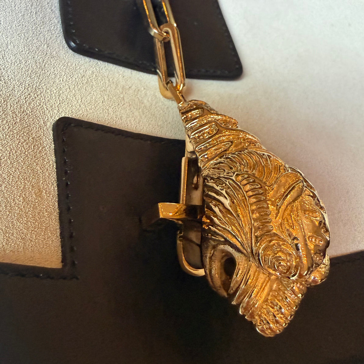 Gucci Vintage Tiger Charm Shoulder