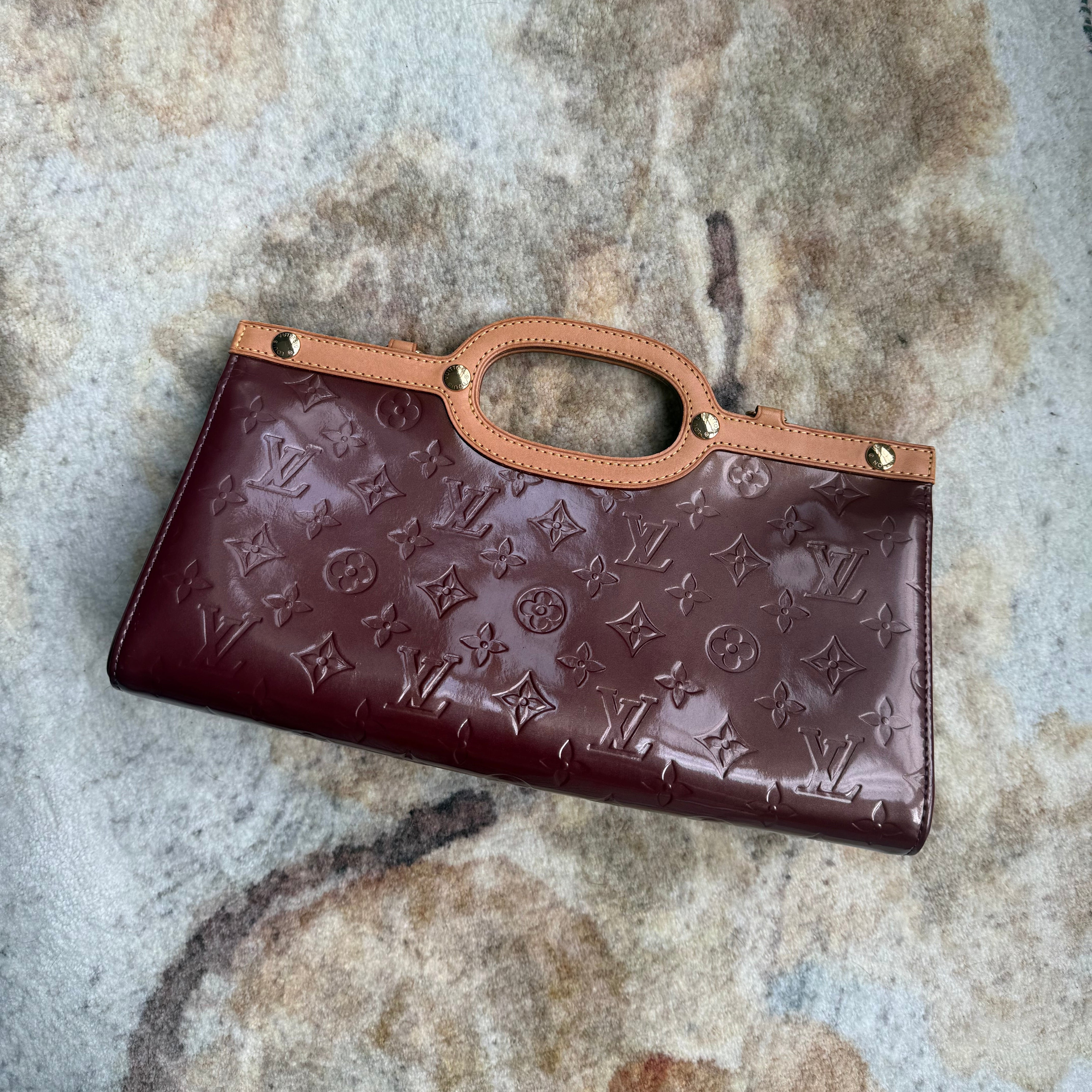 Louis Vuitton Roxbury Drive Vernis Brown authentic patent leather 2000s