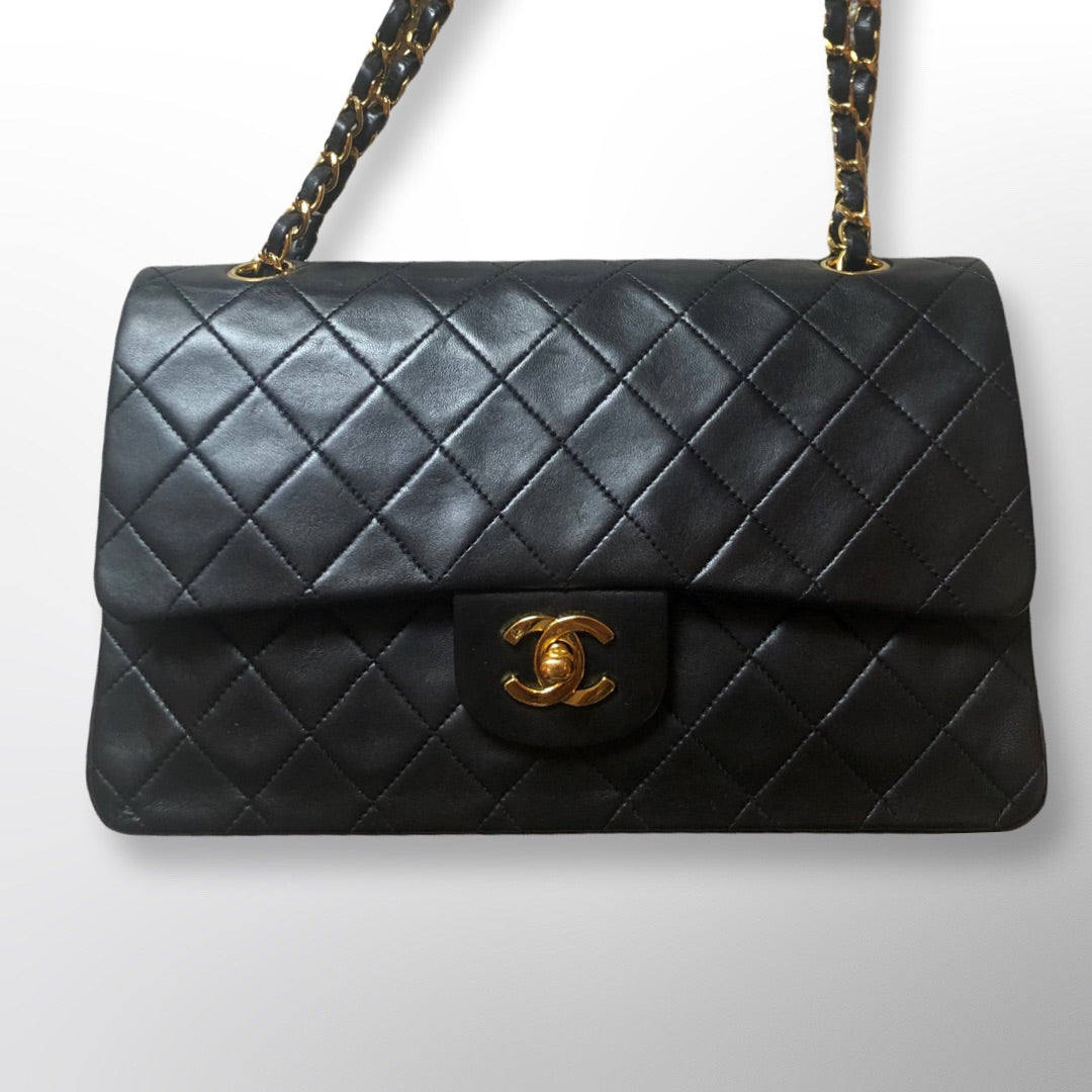 Chanel Classic Flap Medium Black Vintage