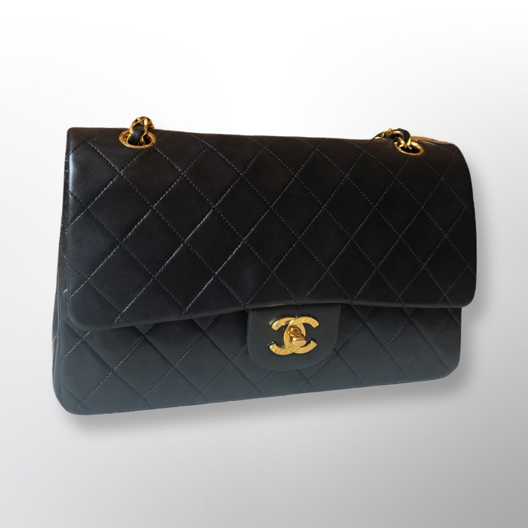 Chanel Classic Flap Medium Black Vintage