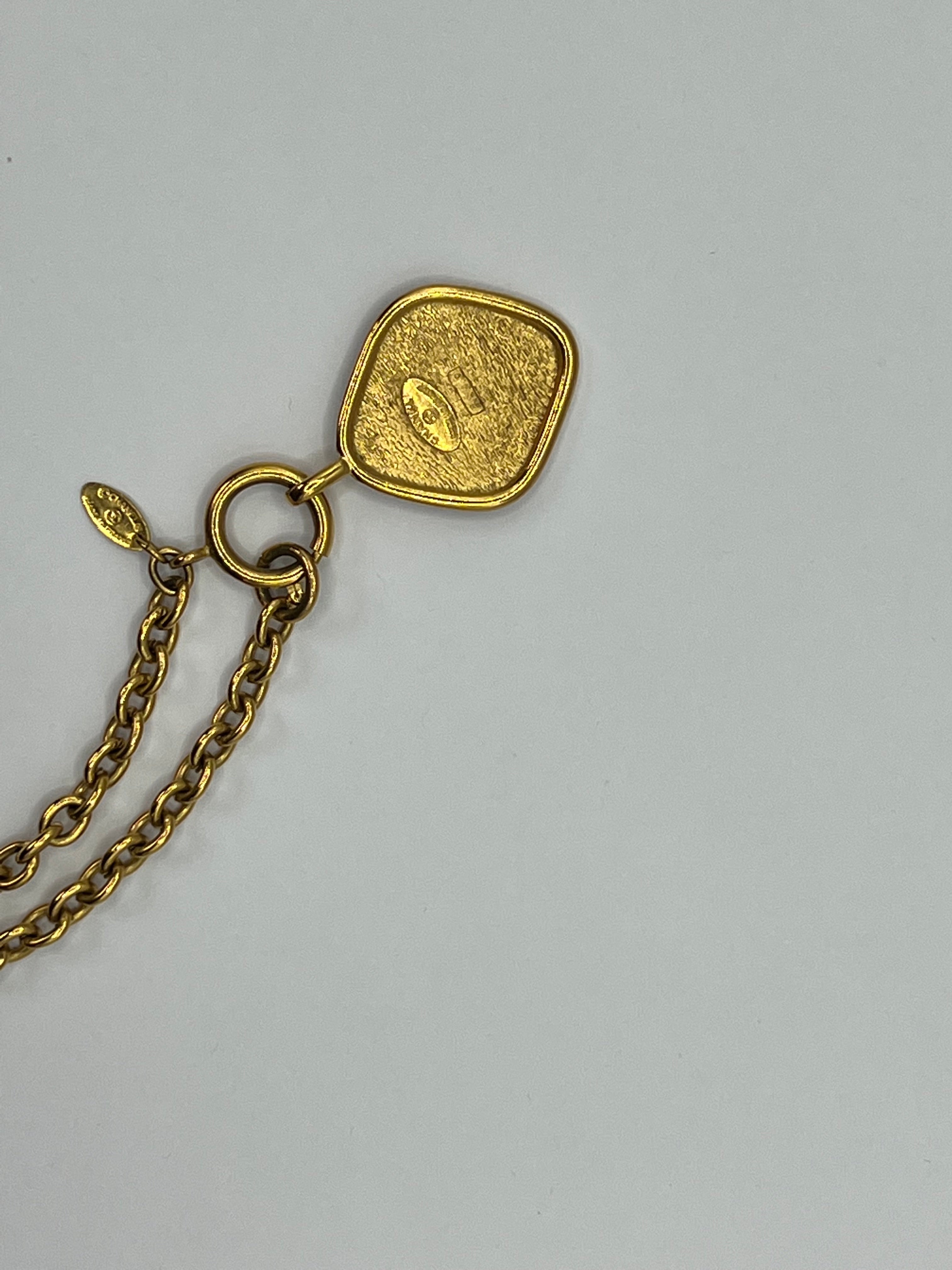 Chanel Vintage Rue Cambon Pendant Necklace