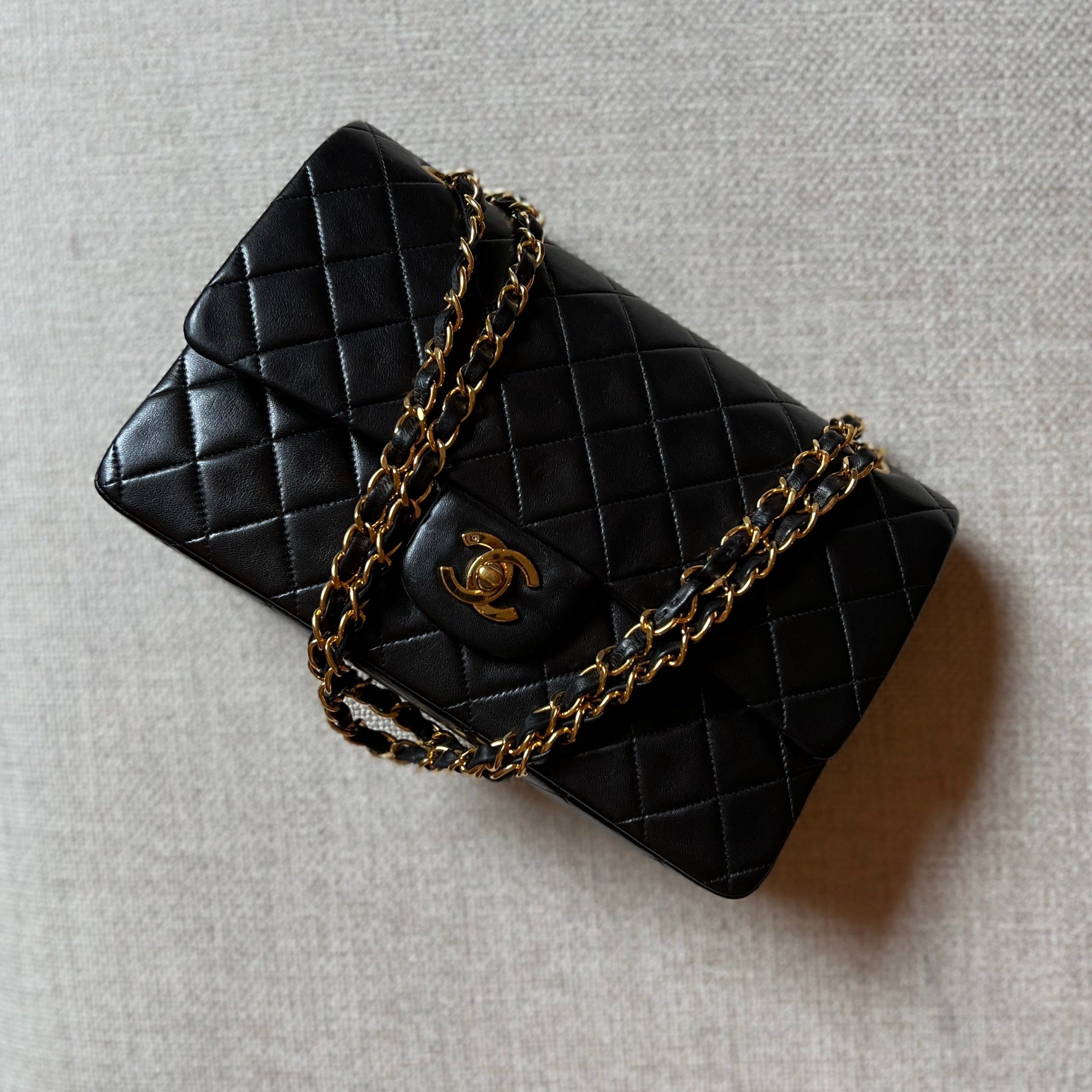 Chanel Black Lambskin Leather Medium Classic Double Flap Shoulder Bag Chanel