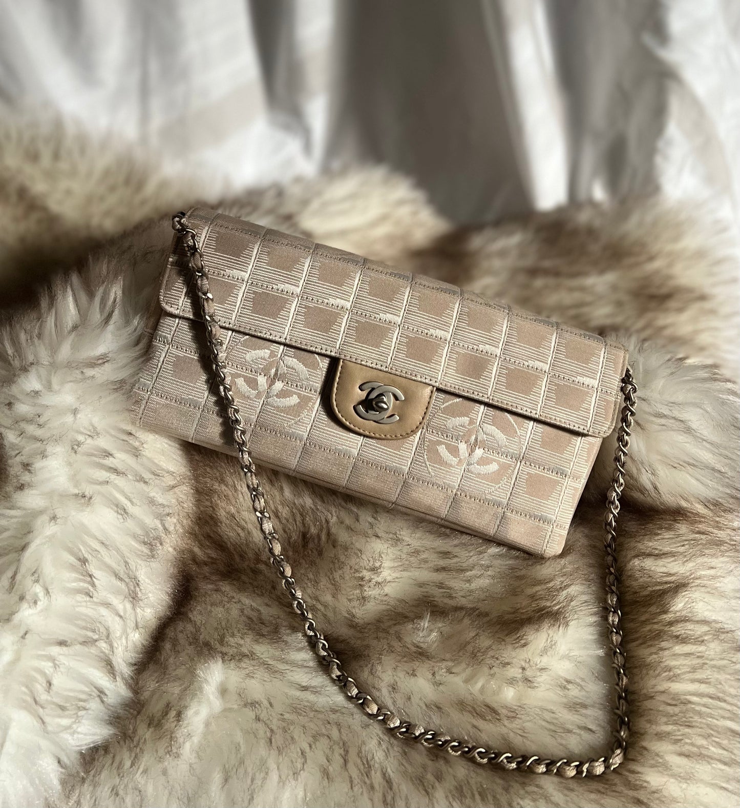 Chanel Pink Lavender Chocolate Bar East West Flap Bag