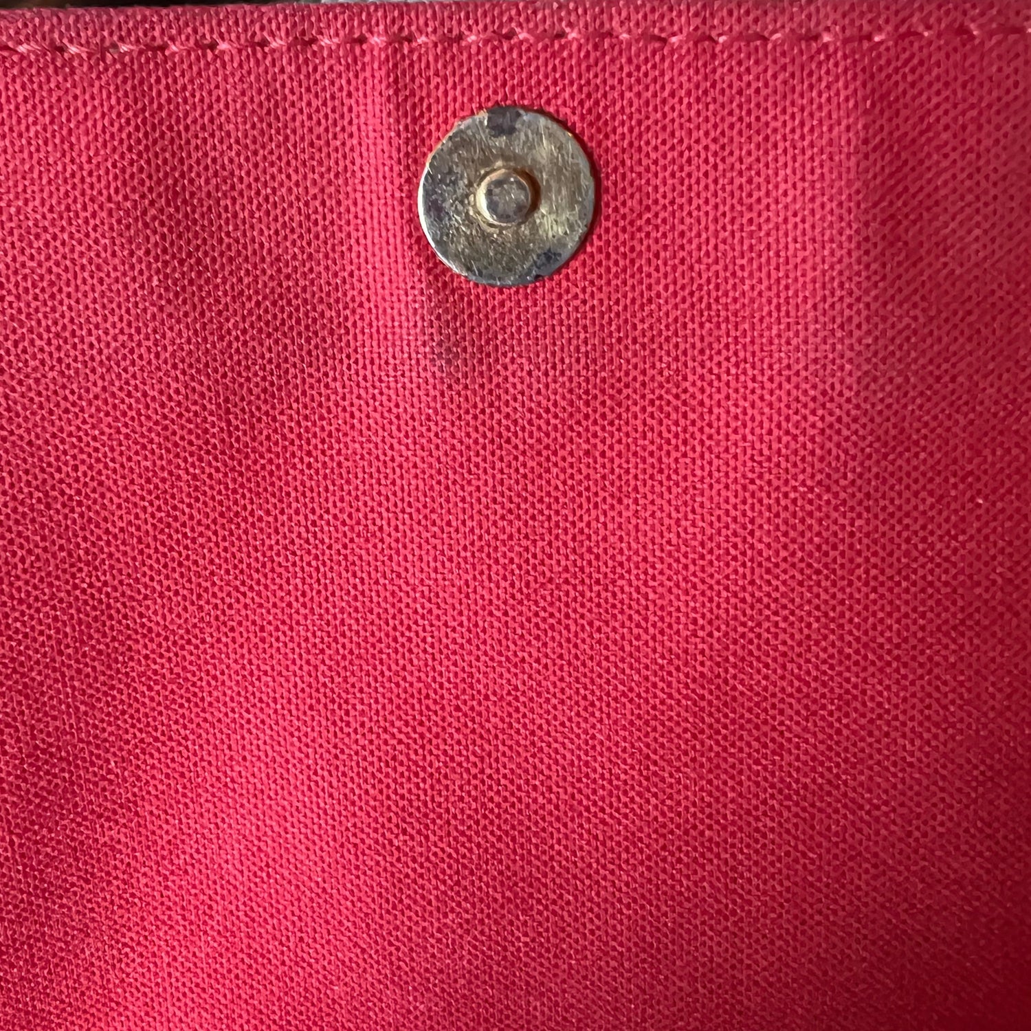 Monogram Mini looping Shoulder Bag ，W28 × H17 × D9 cm ，Condition