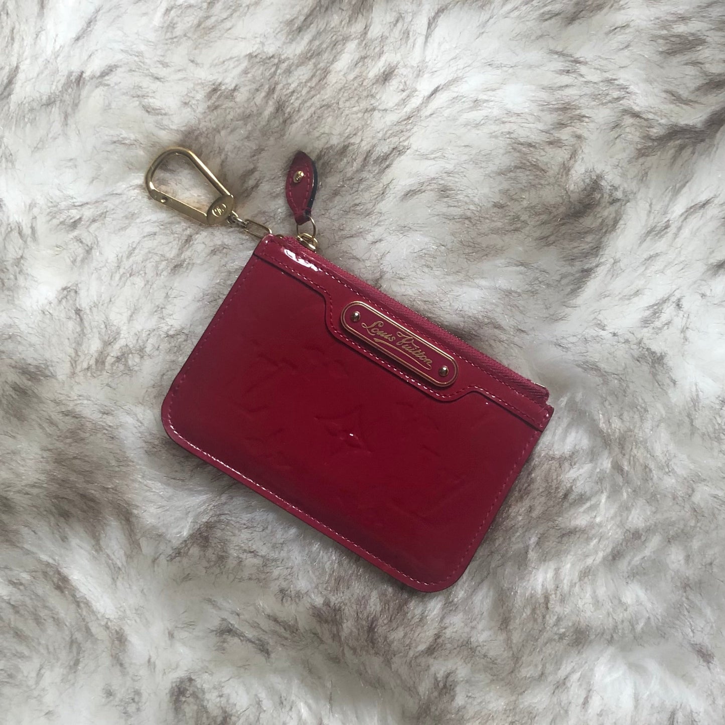 LV Pochette Cles Monogram Pomme D'Amour