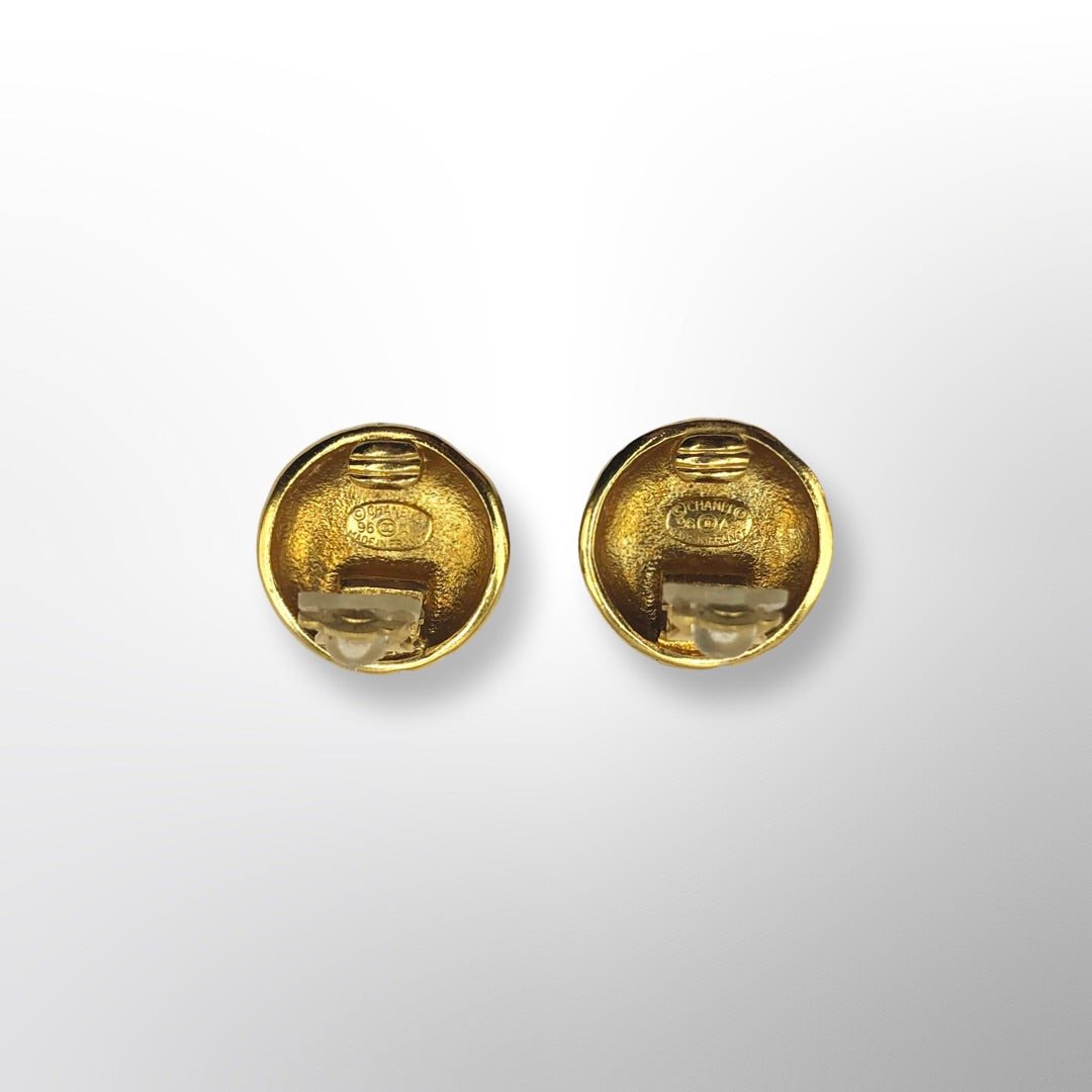 Cufflinks Chanel Gold in Metal - 33729721